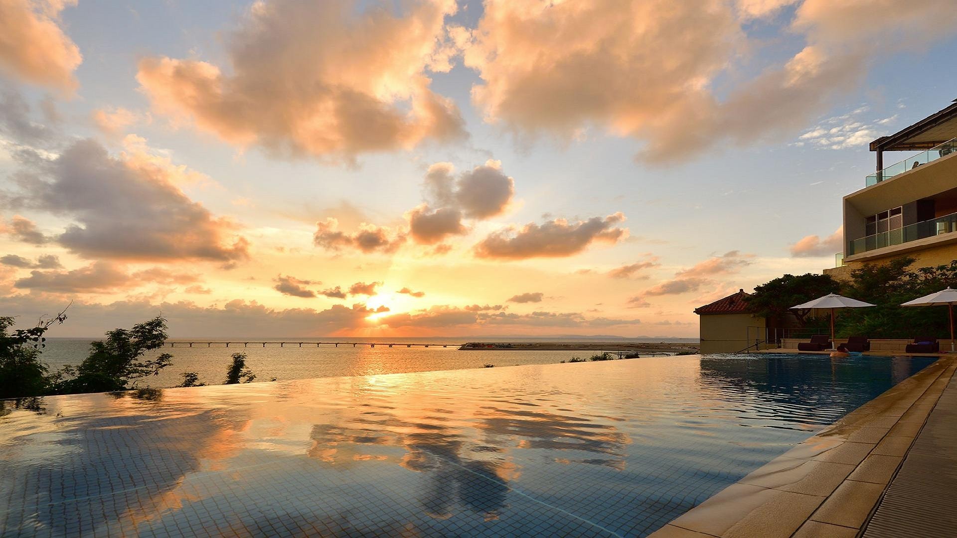 Infinity pool (evening view) 2