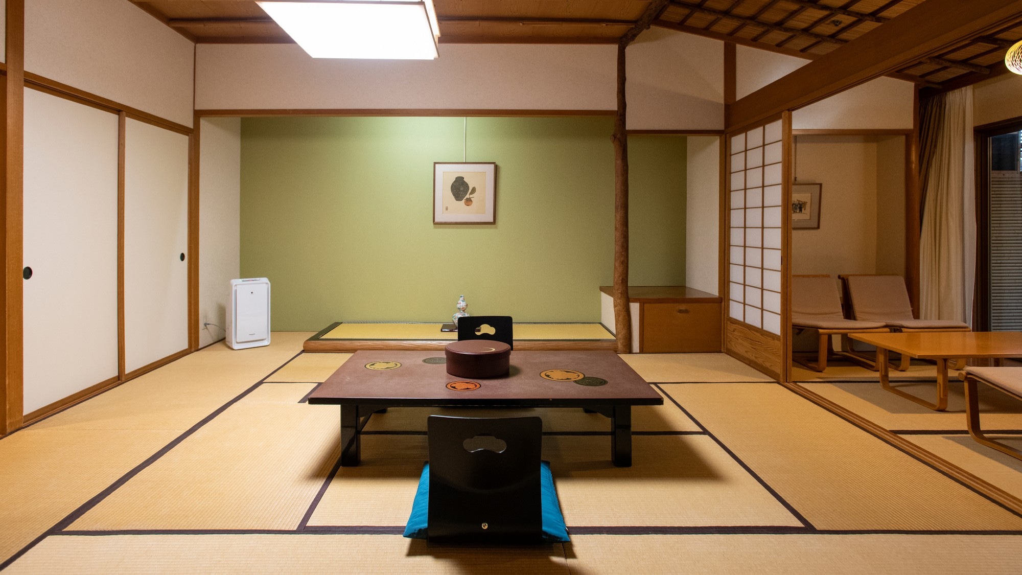 ห้องสไตล์ญี่ปุ่น 10 เสื่อทาทามิ (ความจุห้อง 1-4 คน) ห้องปลอดบุหรี่ * ตัวอย่าง