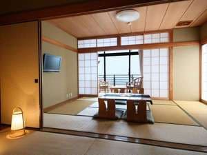  3rd floor Pacific Ocean panoramic west corner room 8 tatami mats and 10 tatami mats with bath, toilet (sea side)