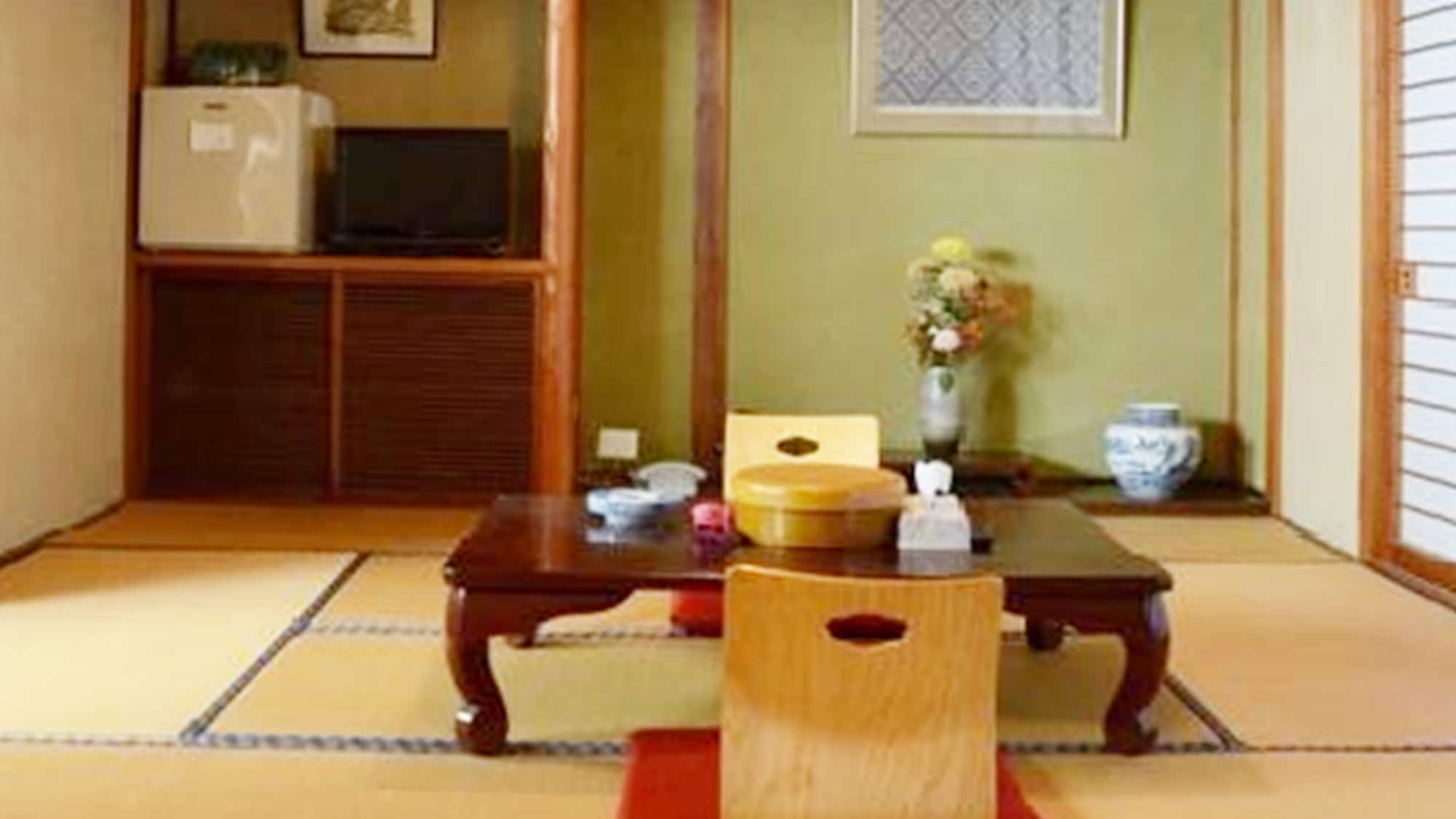 * [Kamar bergaya Jepang (14 tikar tatami)] Kami akan menyiapkan ruangan yang cerah dan santai.