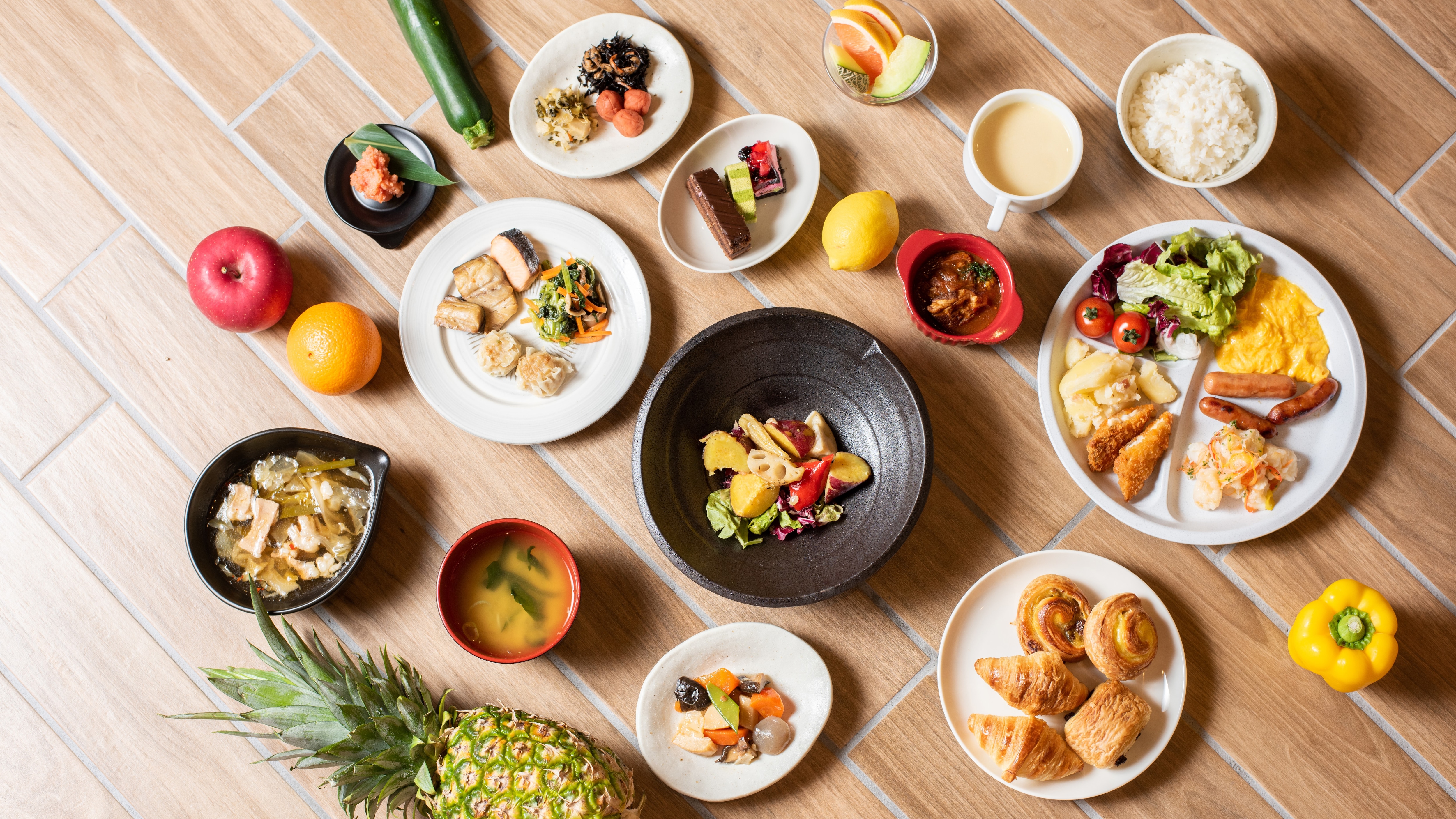 Start your day at VISTA CAFE.
