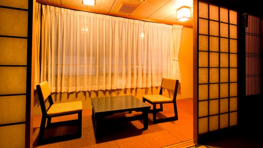 [Non-smoking] Japanese-style room for 1 to 6 people