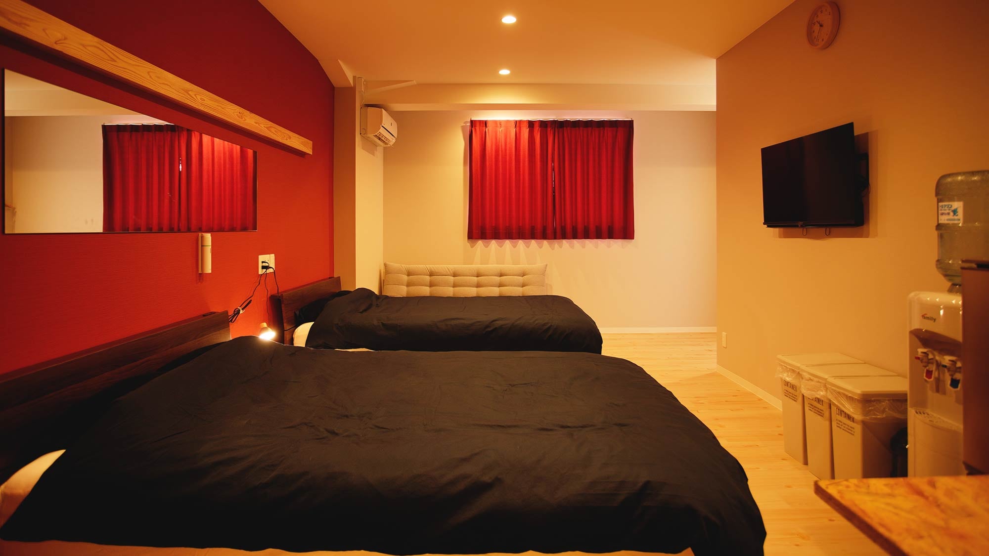 ・【101】The best environment to watch TV while lying in bed!