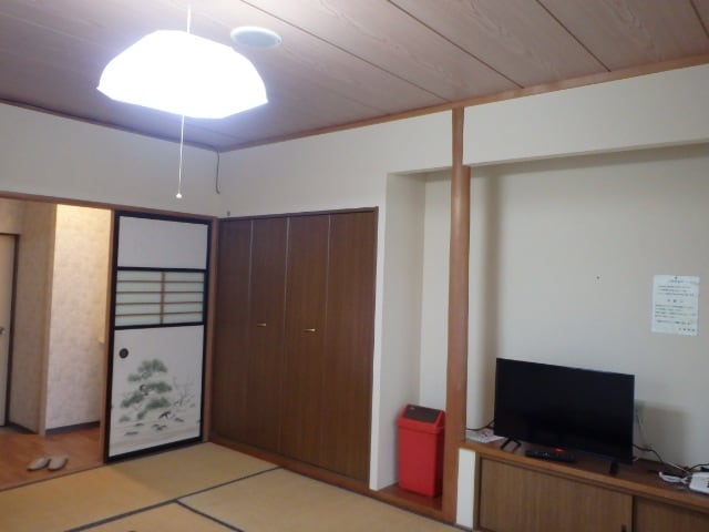 Annex: Japanese-style room (10 tatami mats) - Interior