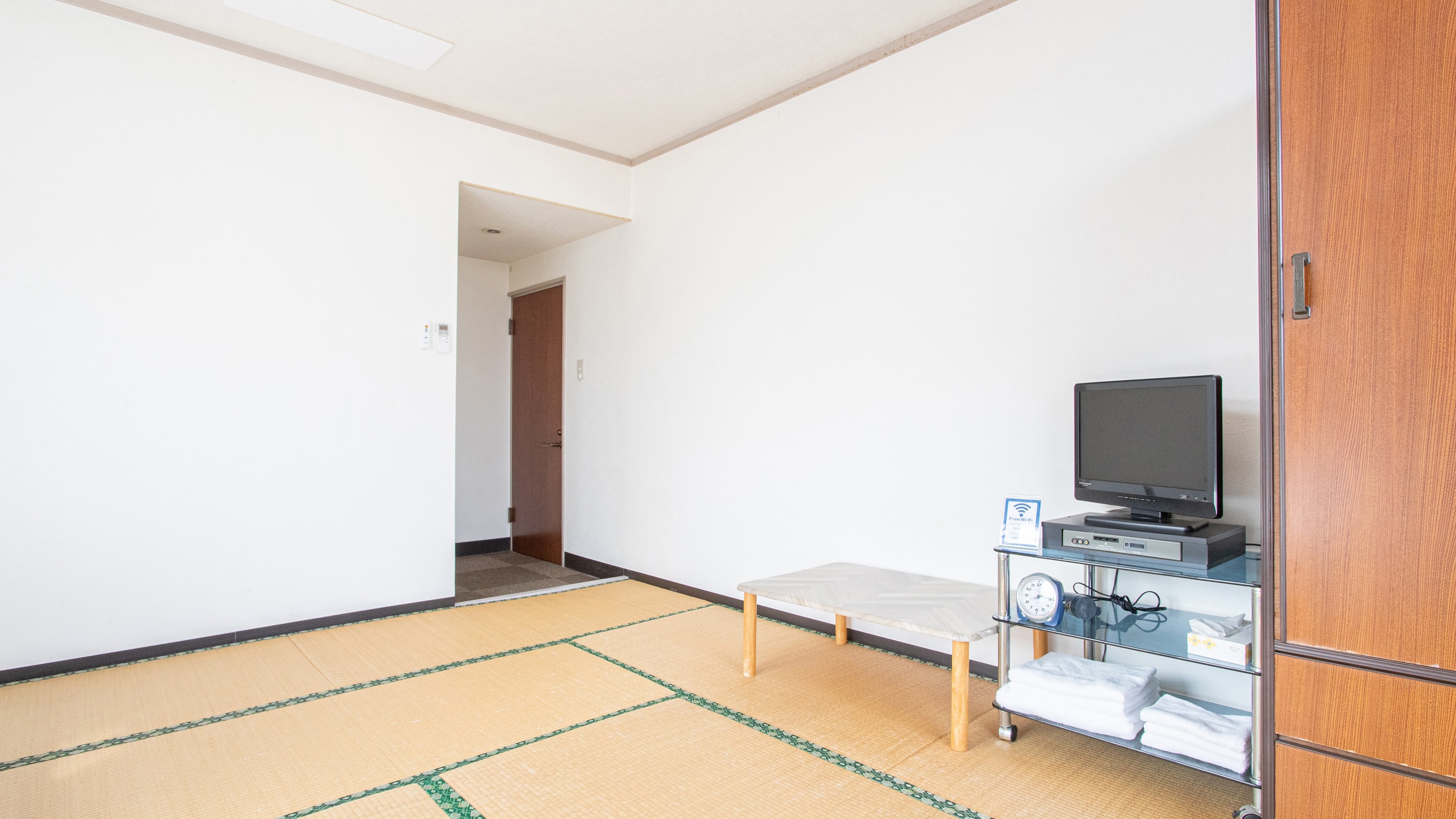 [Non-smoking] Japanese-style triple room