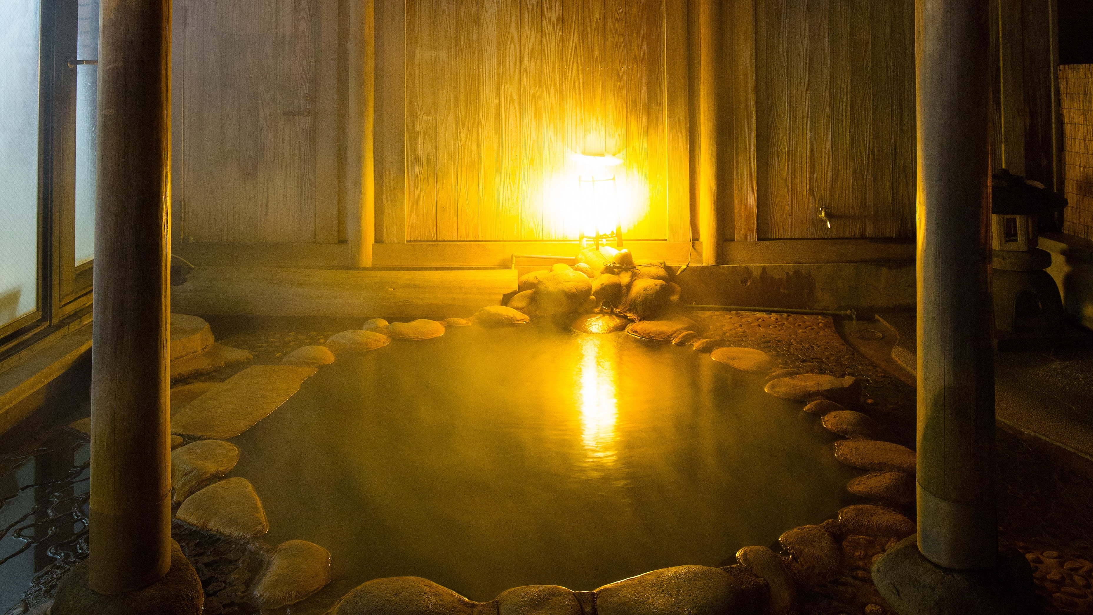 Open-air bath at night