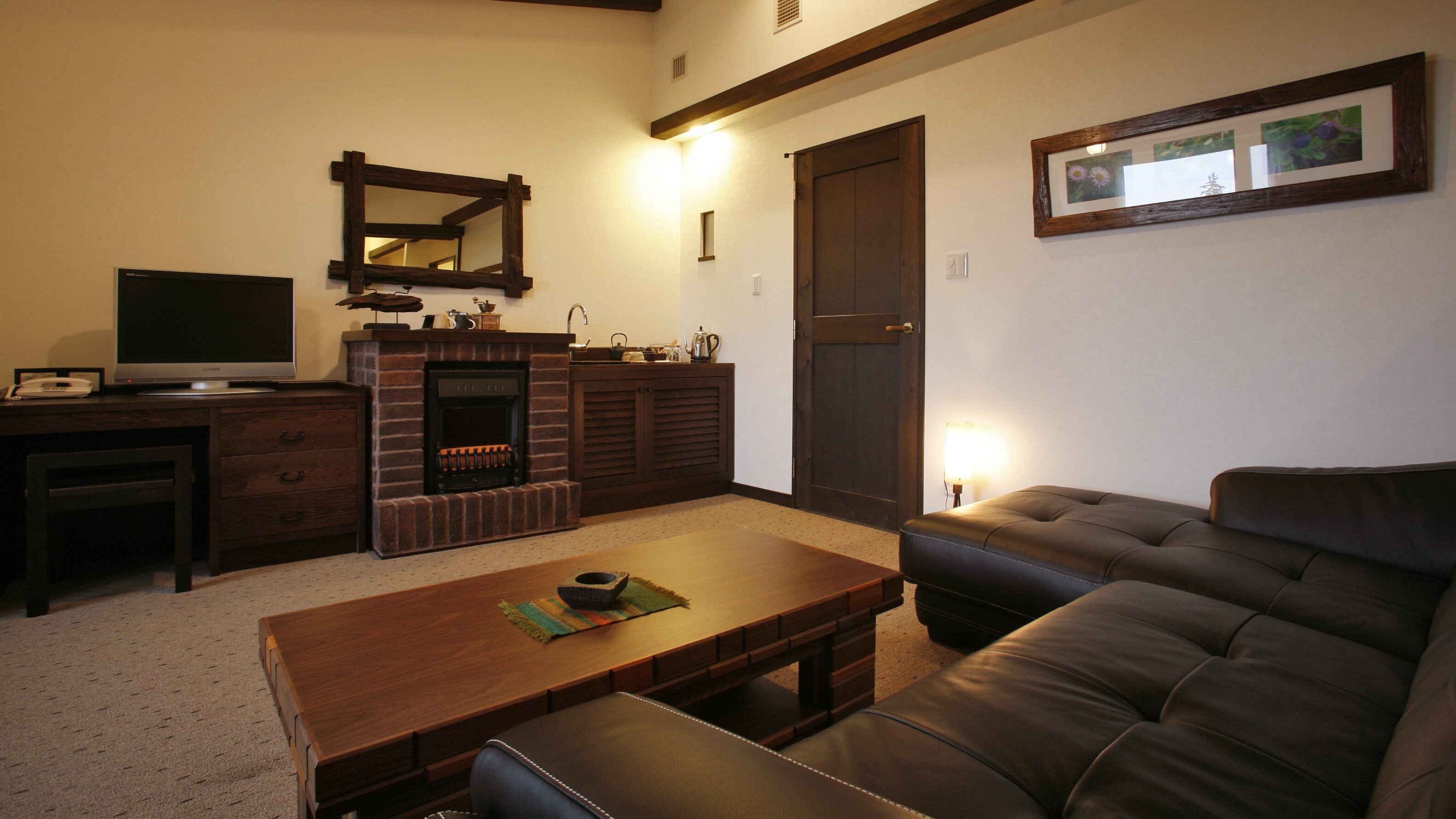 [Kamar Junior Suite Jepang-Barat/45m2]