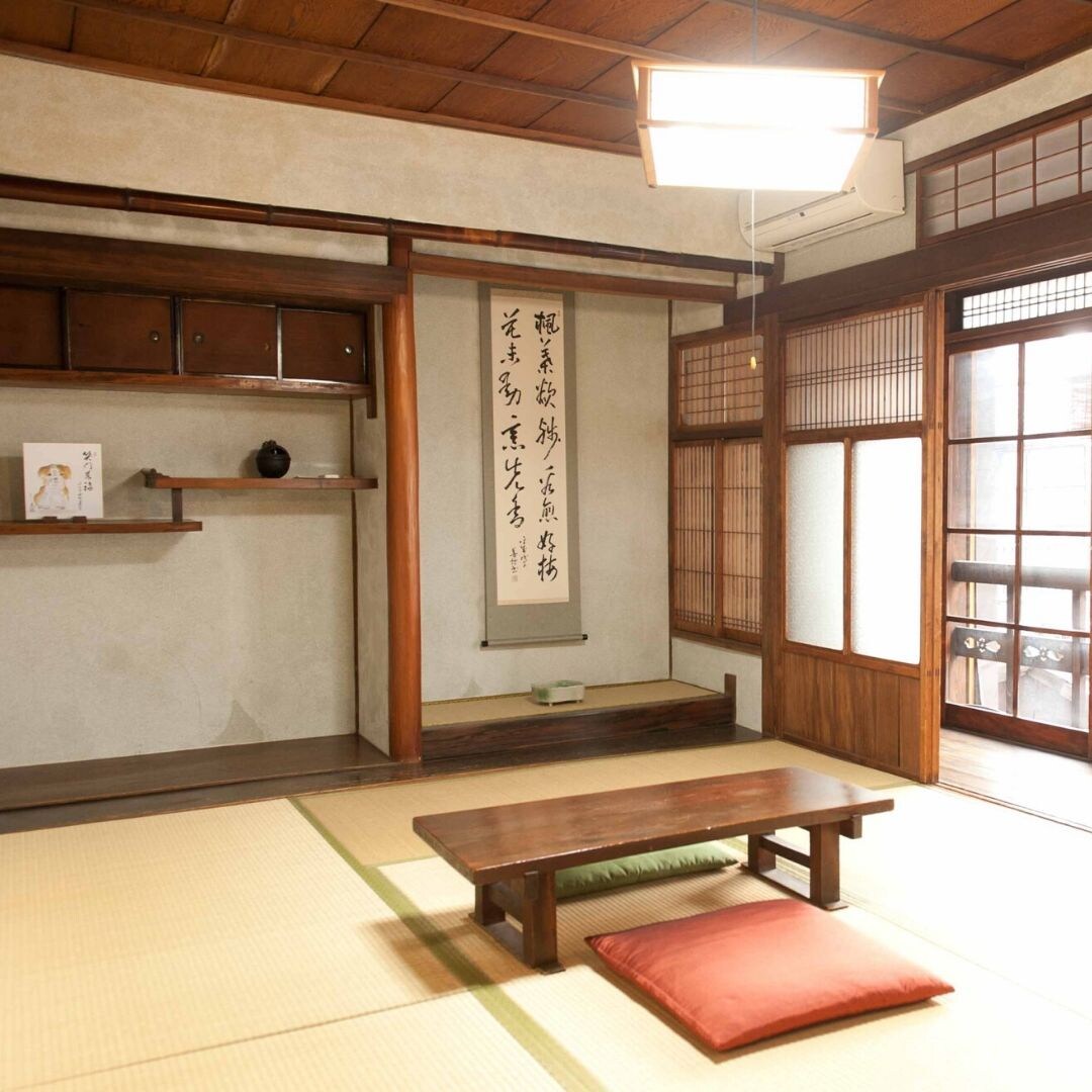 Traditional Japanese room with tokonoma alcove