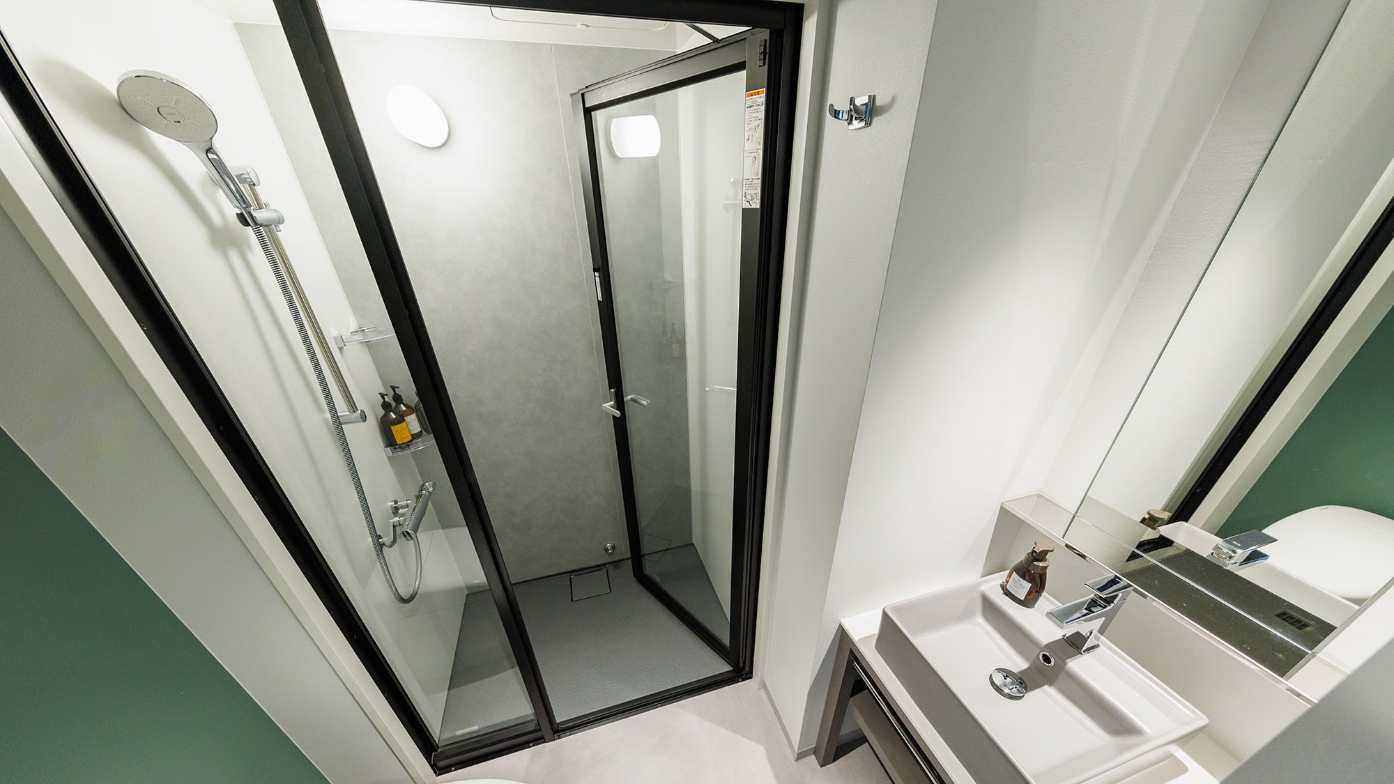 Single/Shower③