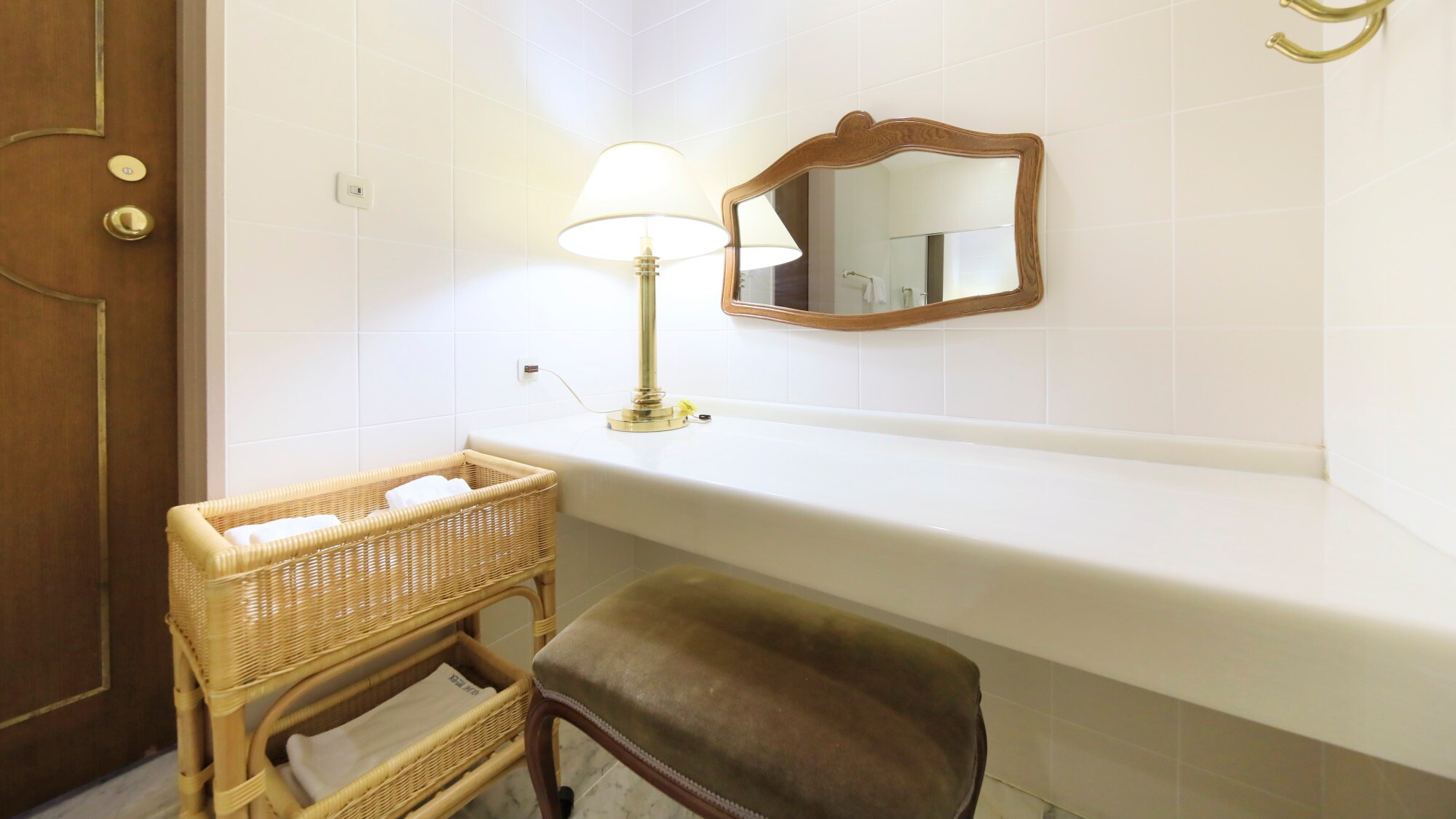 [Western-style Suite]