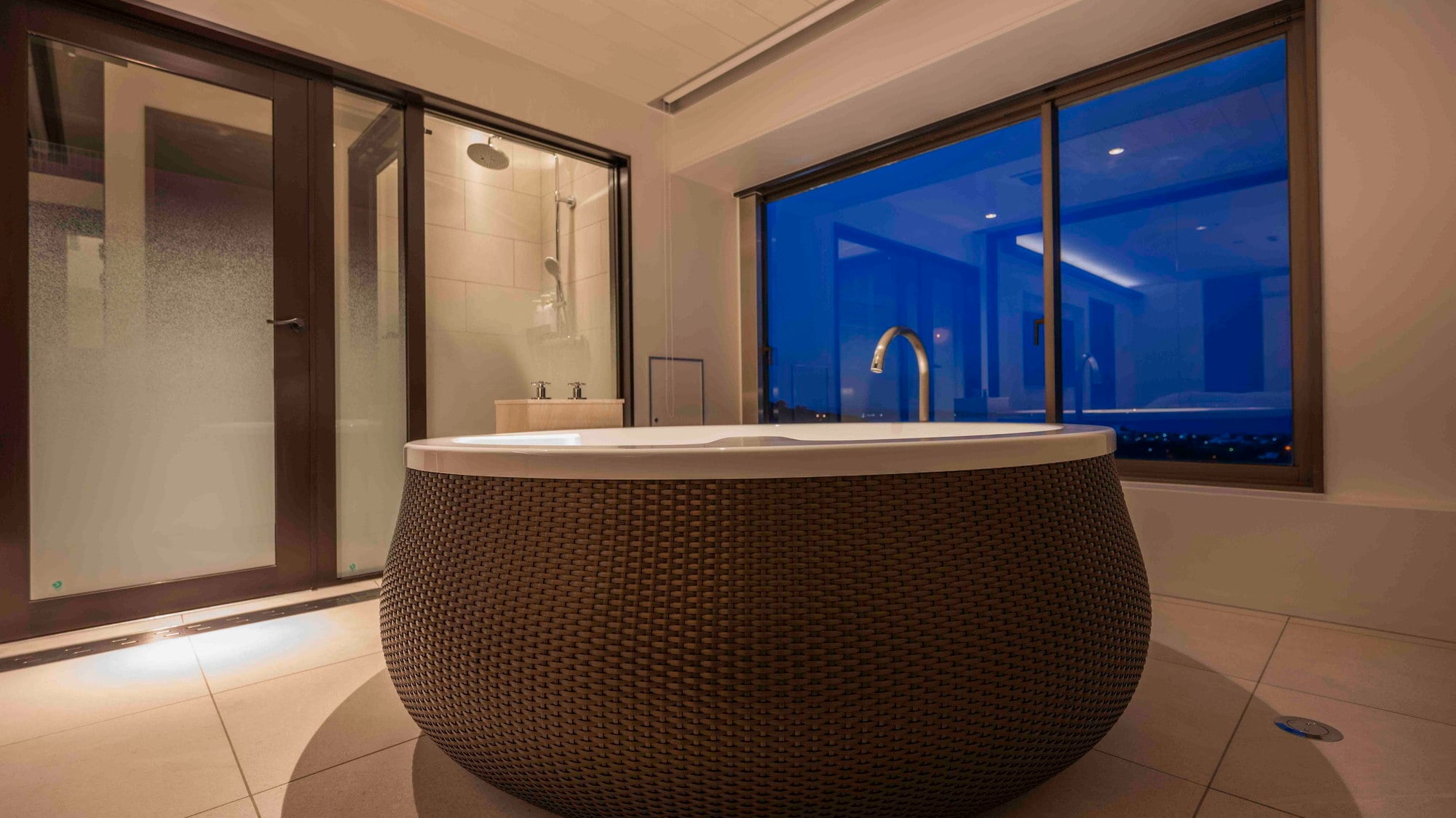 [Ocean View] Phòng Suite sang trọng (90 mét vuông)