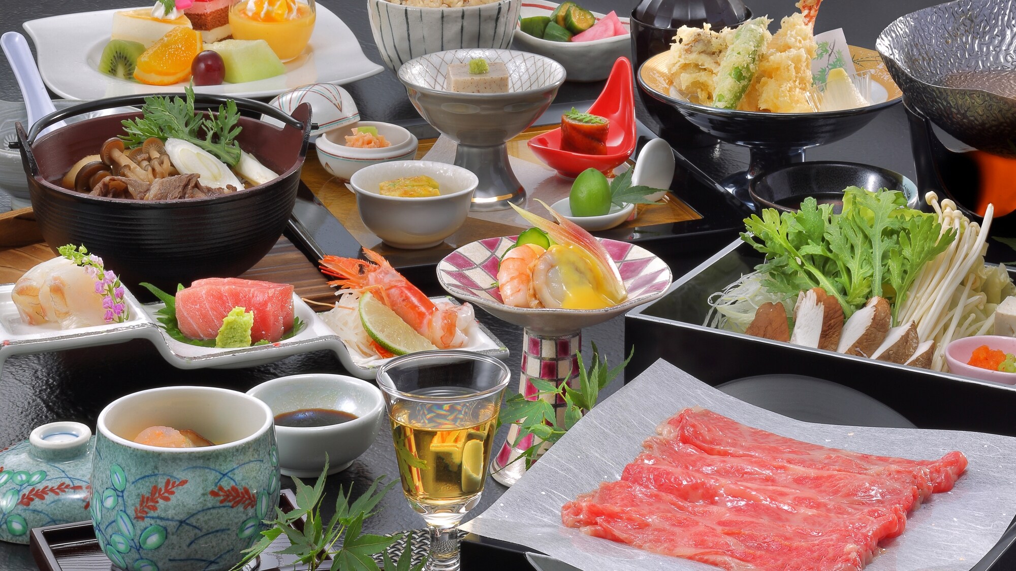 [餐點範例] <主廚推薦> 山形牛肉涮鍋套餐！ 享受只有在旅途中才能享用的美食。
