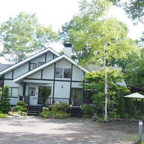 Rented Villa Renes Karuizawa Front Office