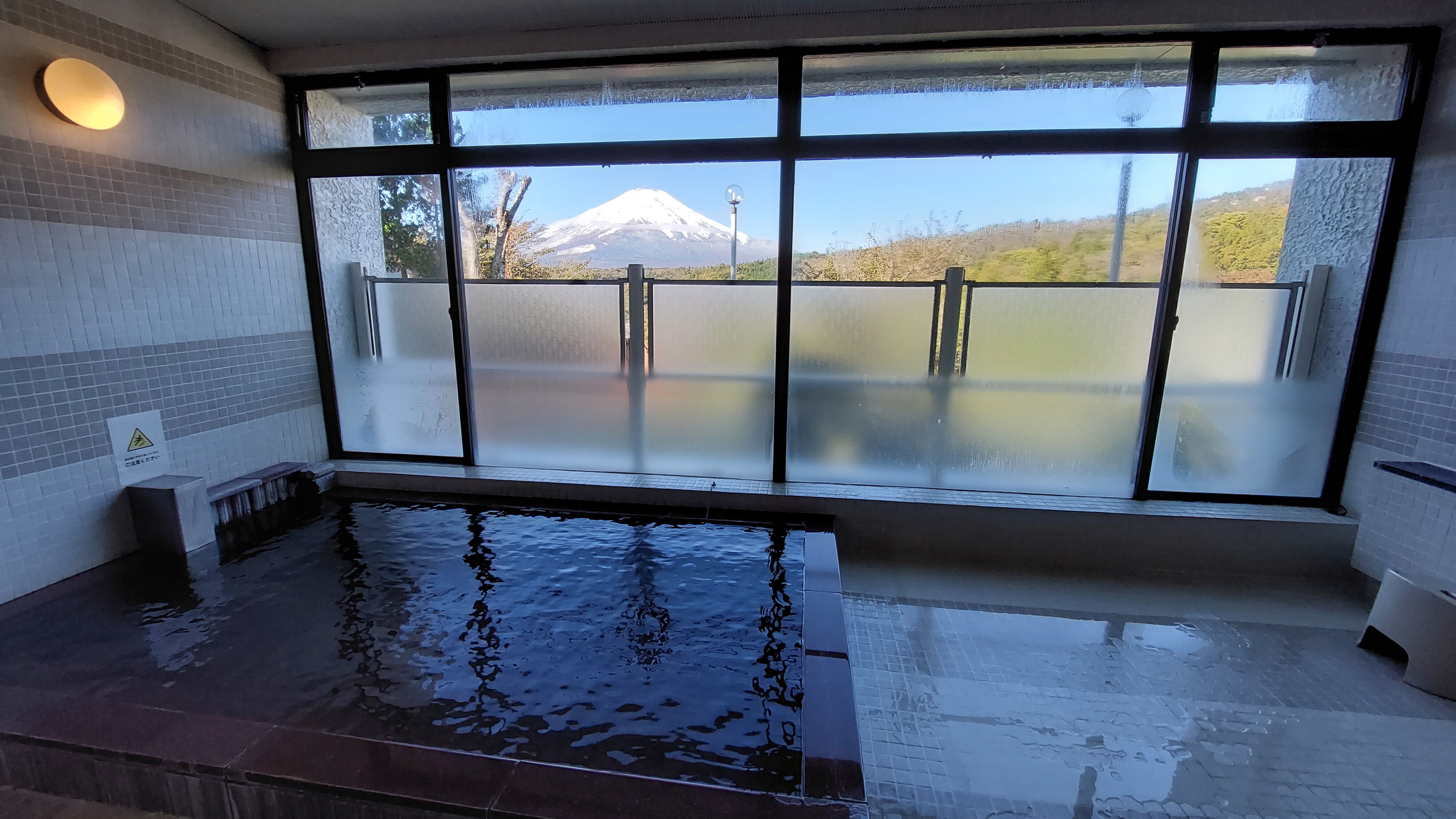 从浴室看到的风景