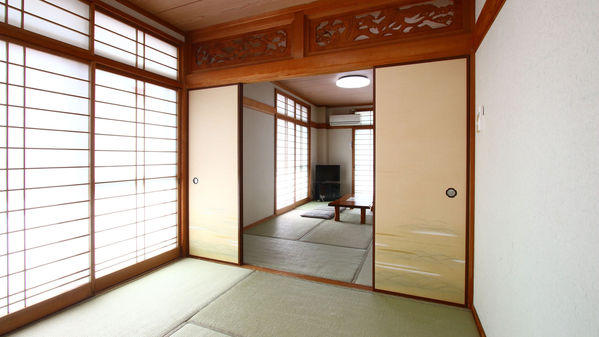 12 tikar tatami