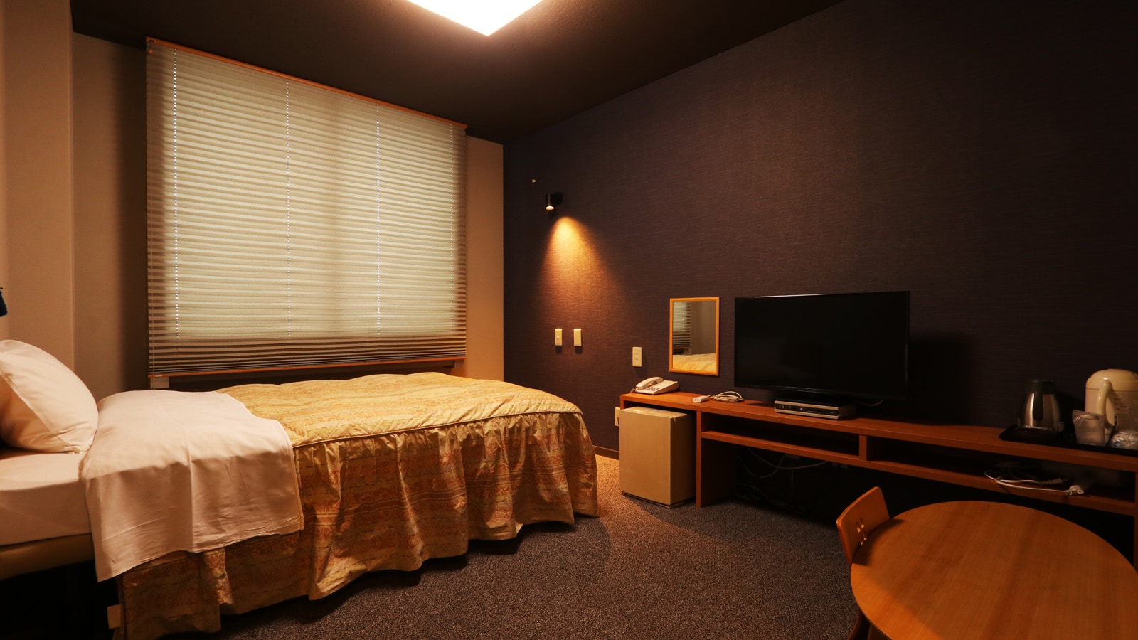 [Single M Relaxation Hall] Semi-double bed