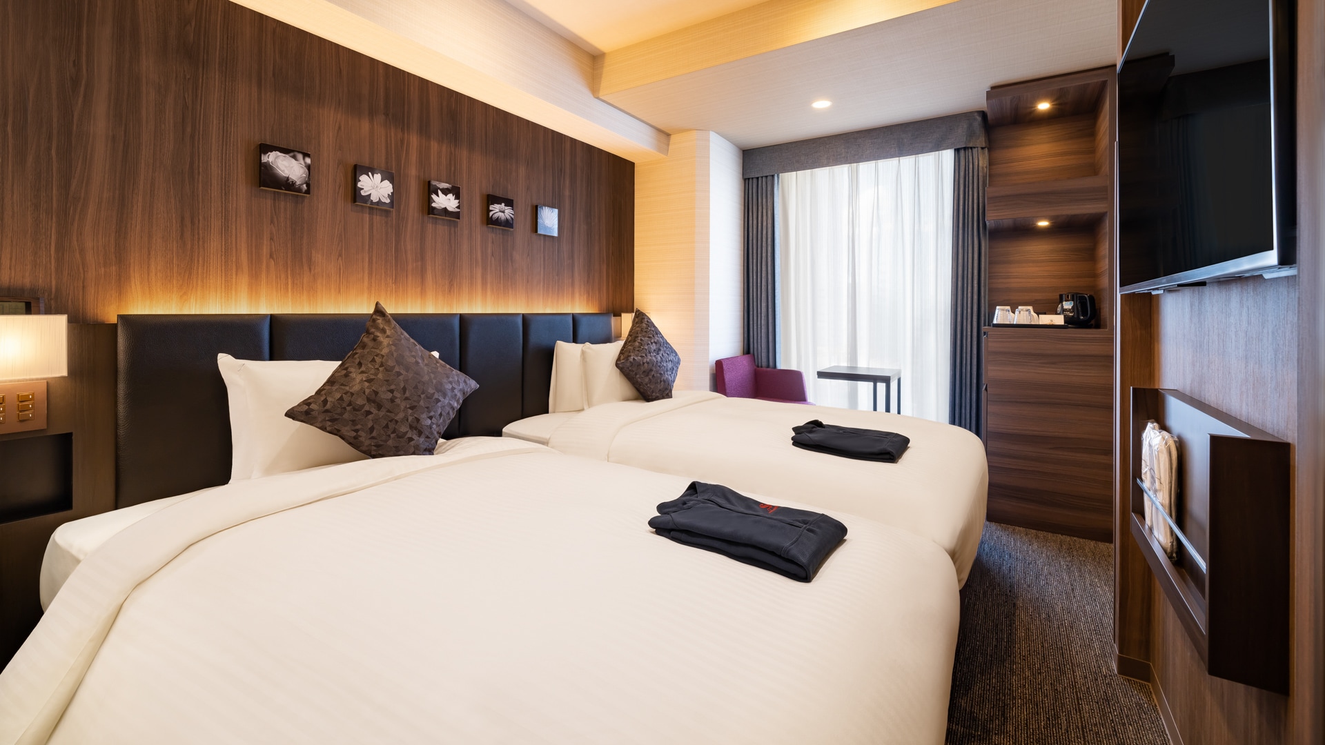 [Superior twin] 20 square meters / 110 cm wide semi-double size bed.