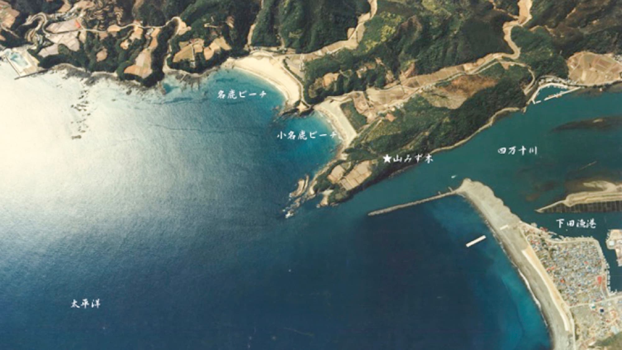 ・【MAP】손잡이의 자연이 남는 비경의 땅. 이 시설은 시만토강이 태평양으로 흐르는 하구의 절벽 위에 있습니다.