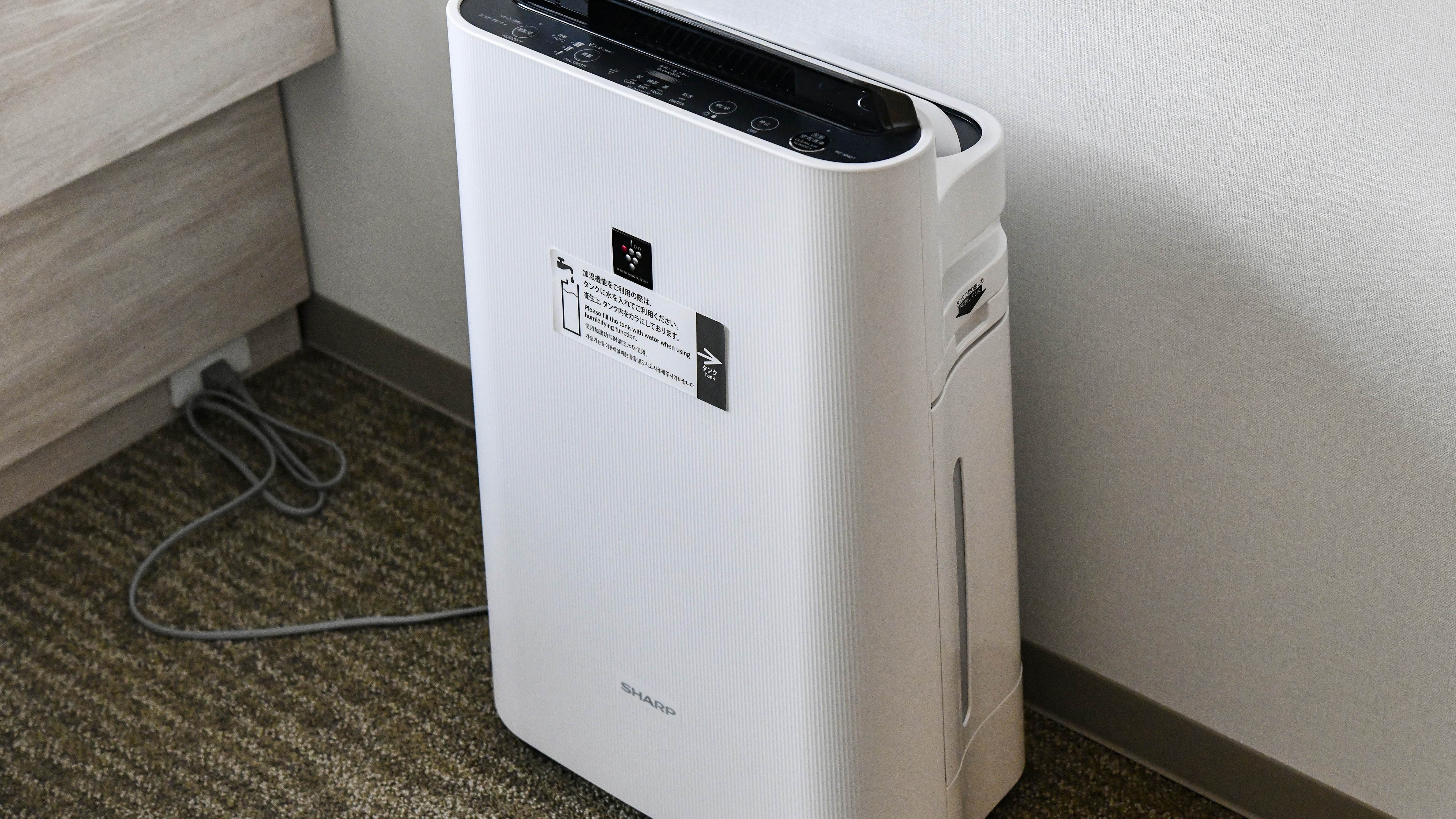 [Equipped with all rooms] SHARP air purifier (with humidification function)