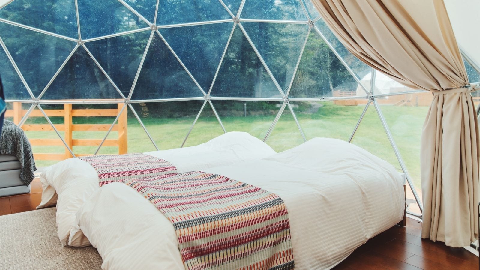 Amazing Dome Room 2