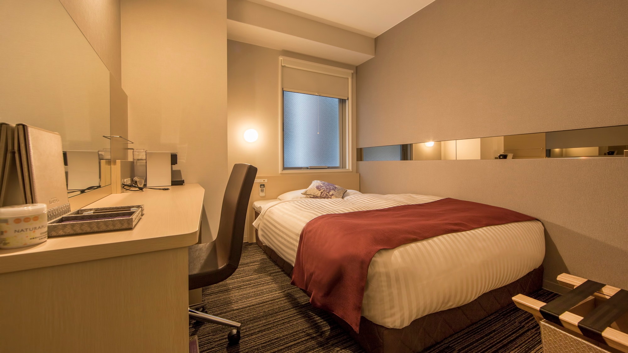 Enjoy a safe and comfortable stay in our women-only rooms!