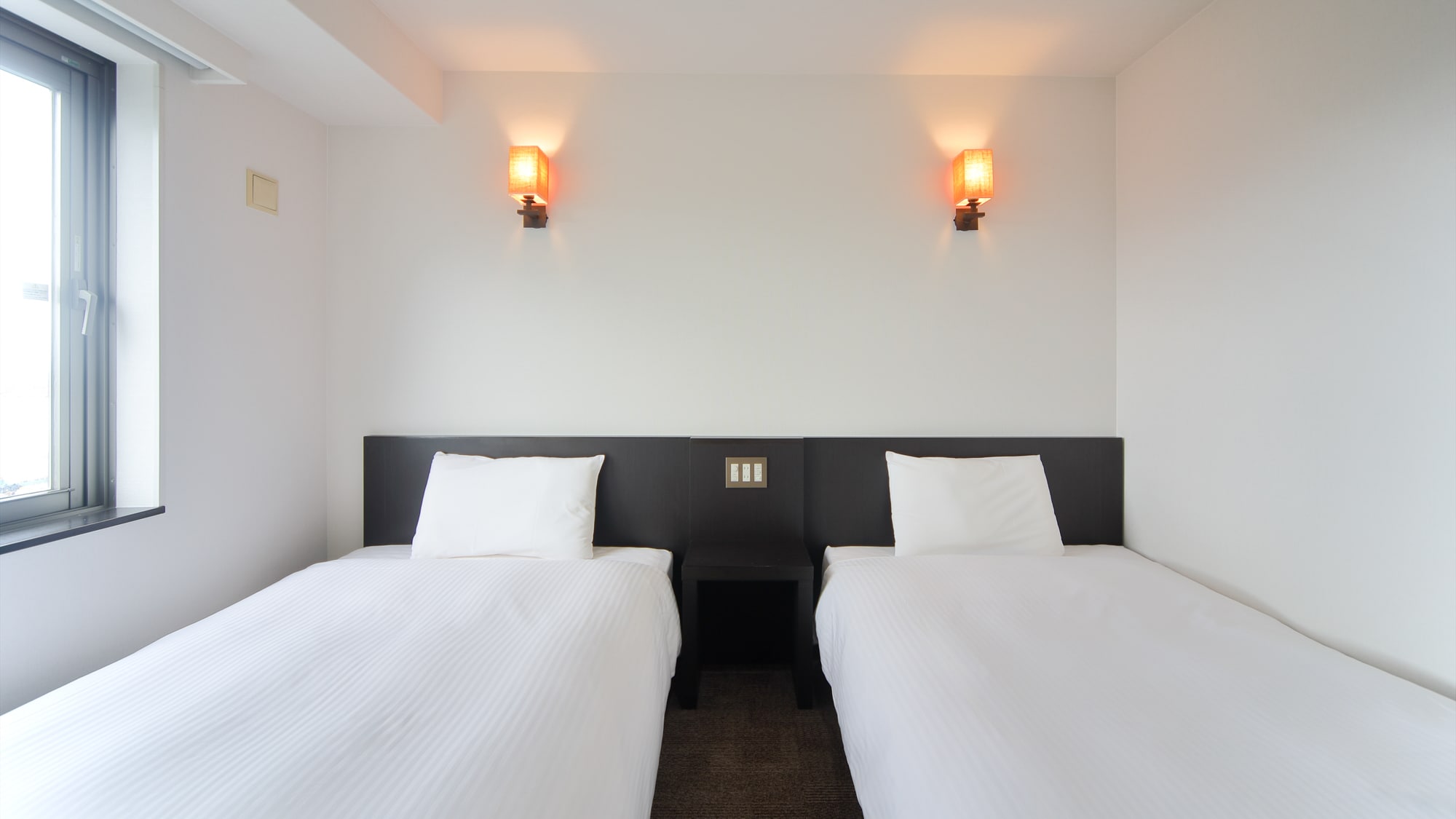[Twin room] Example of a guest room