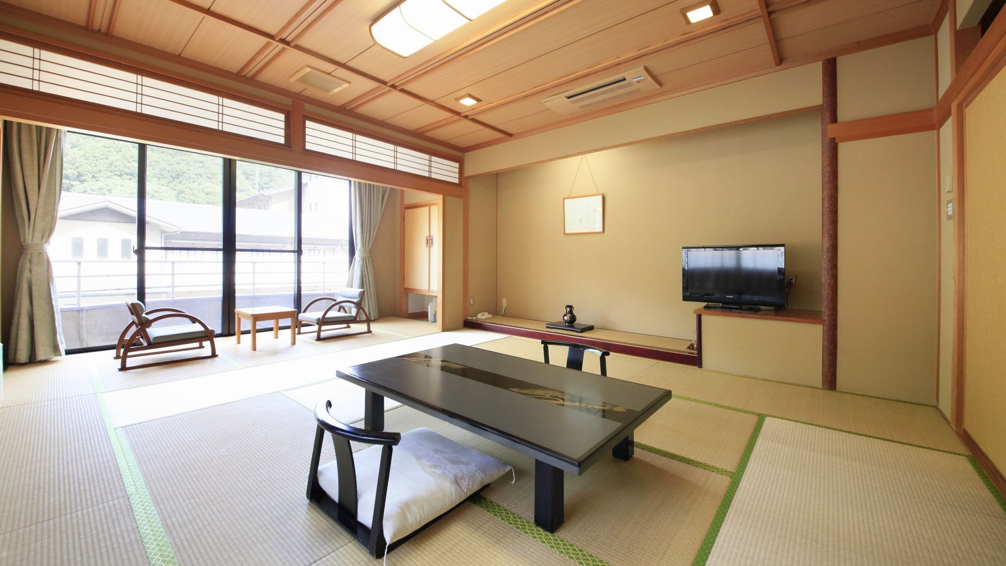 Shoyakan Japanese-style room