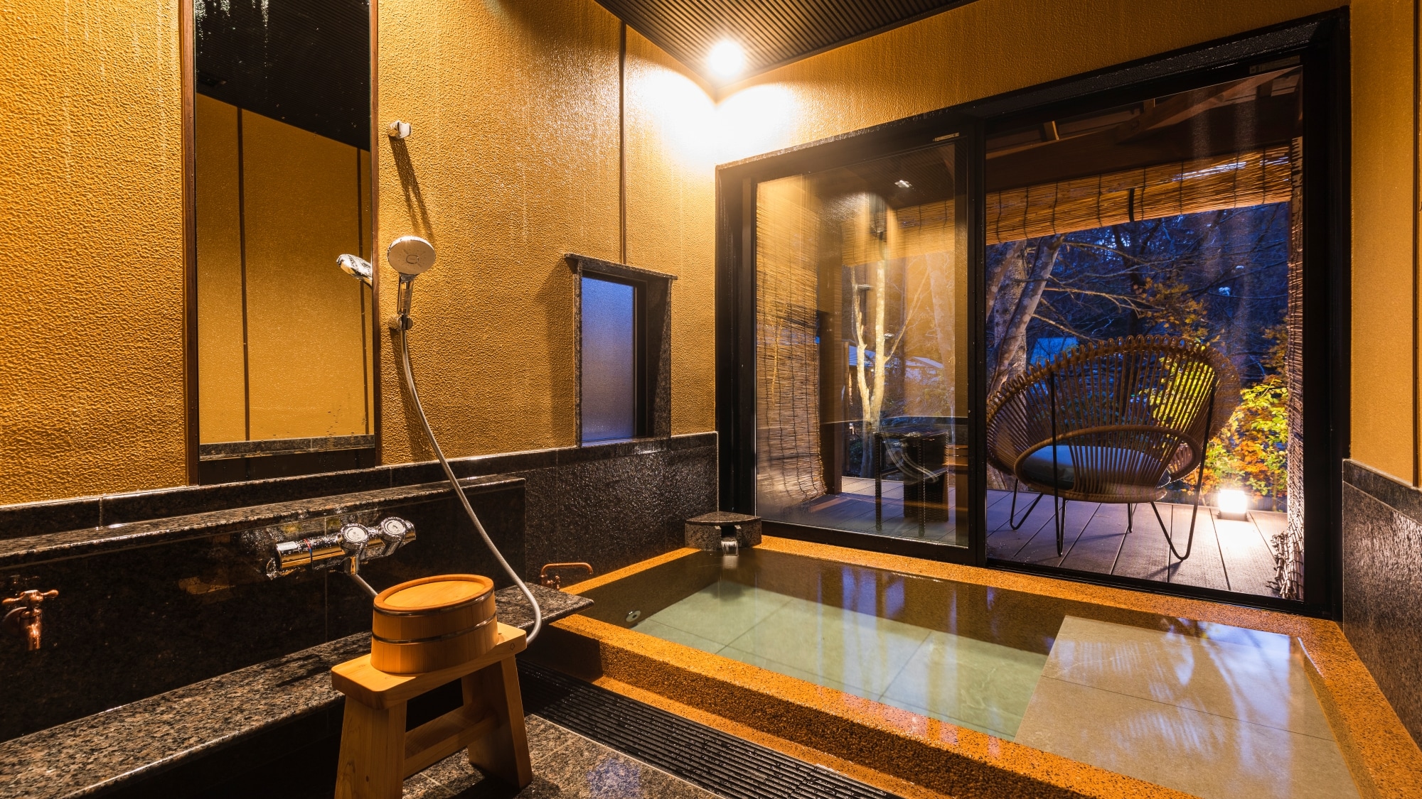 [Annex "Geckkan"] You can enjoy the source of Tsuta Onsen, which is full of nature's blessings, even in your room.
