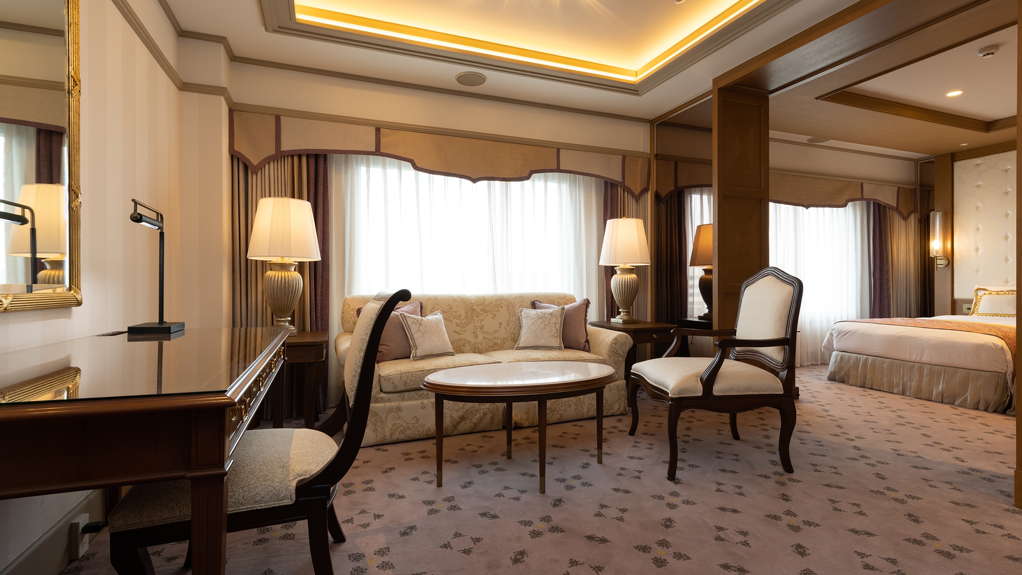 Kamar Suite Twin Bebas Rokok (57 meter persegi/menghadap utara/spesifikasi Hollywood Twin) Ruang Tamu