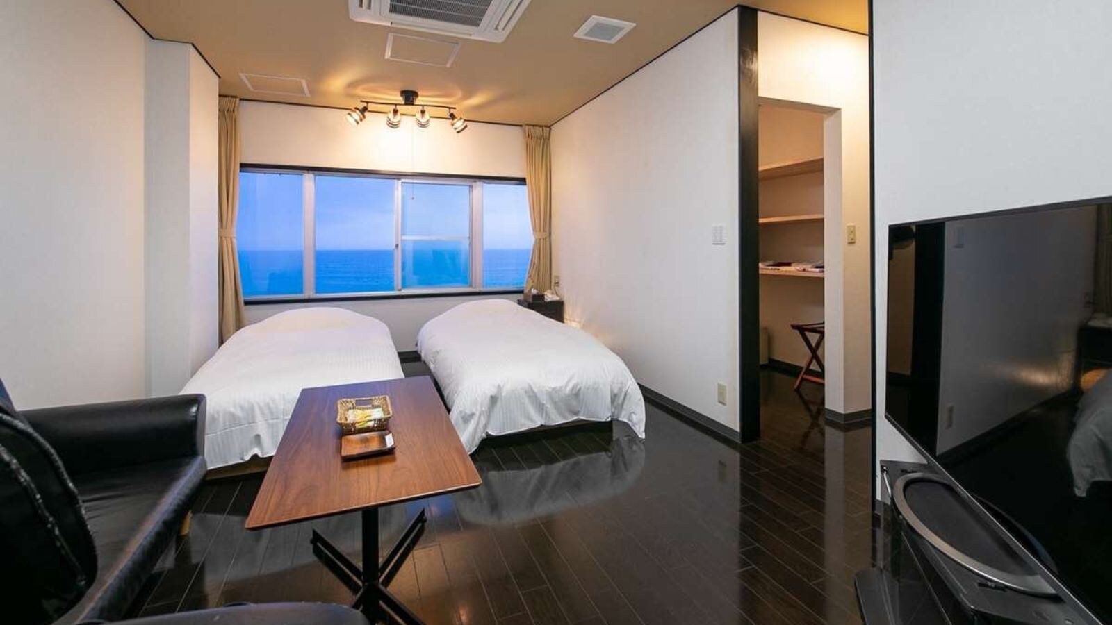 海景浴池【章月/西式双床房】*有楼梯