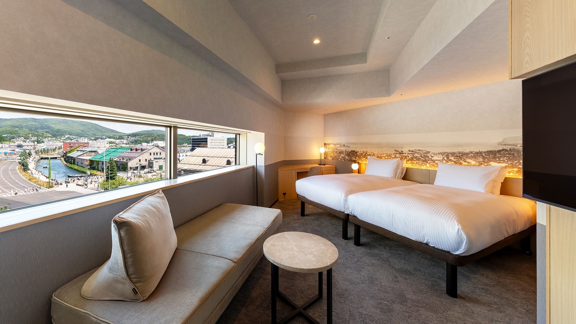 [Deluxe Twin] 37 square meters / A room that meets a wide range of needs, such as traveling with friends, family, or groups