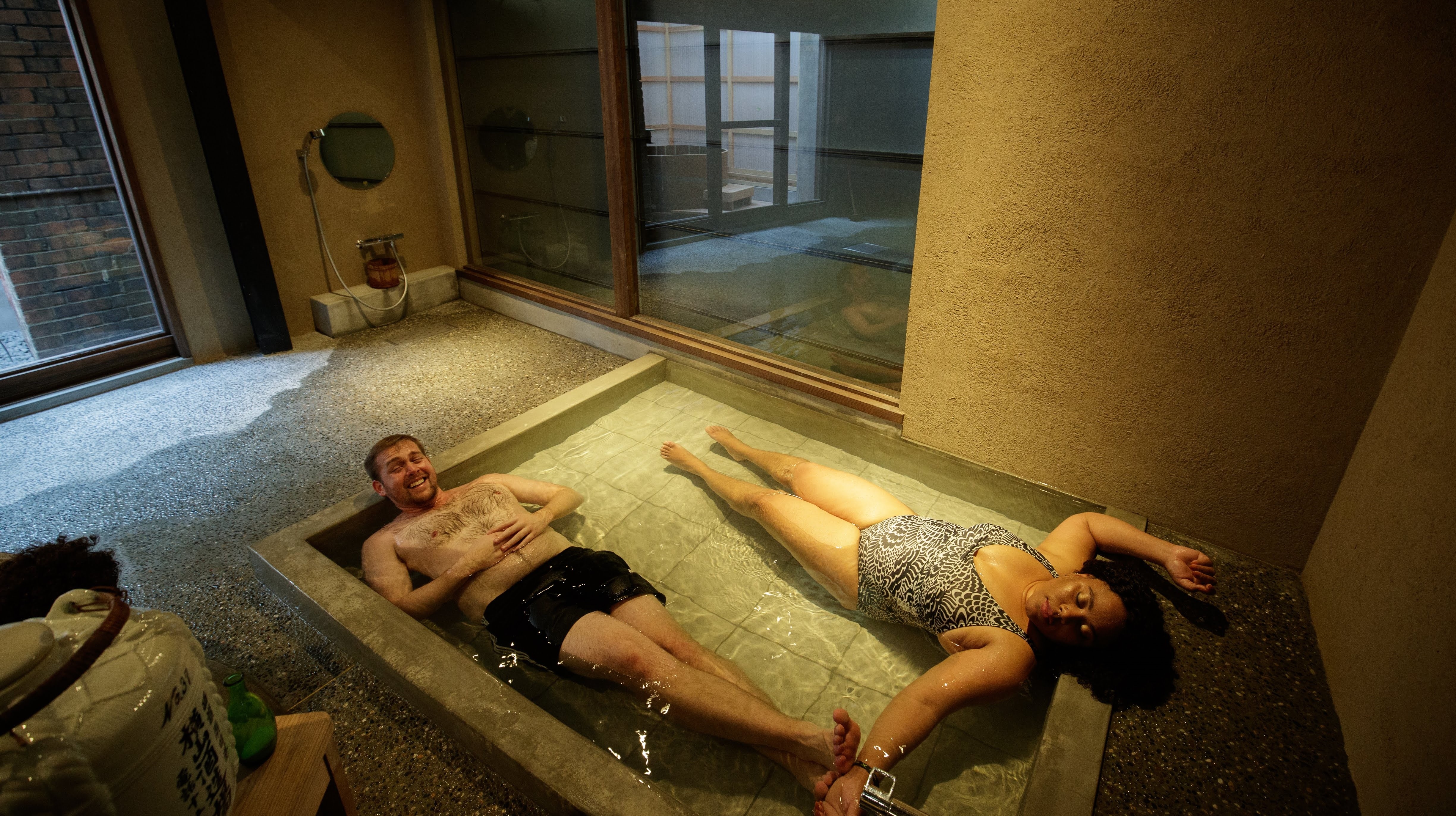 The reclining bath can also be used as a sauna cold bath!
