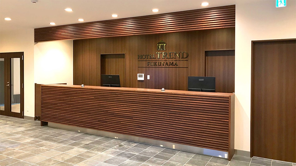 フロント(詳細)