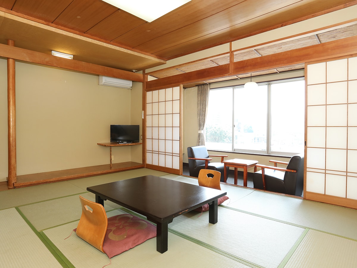 Contoh kamar bergaya Jepang dengan 10 tikar tatami