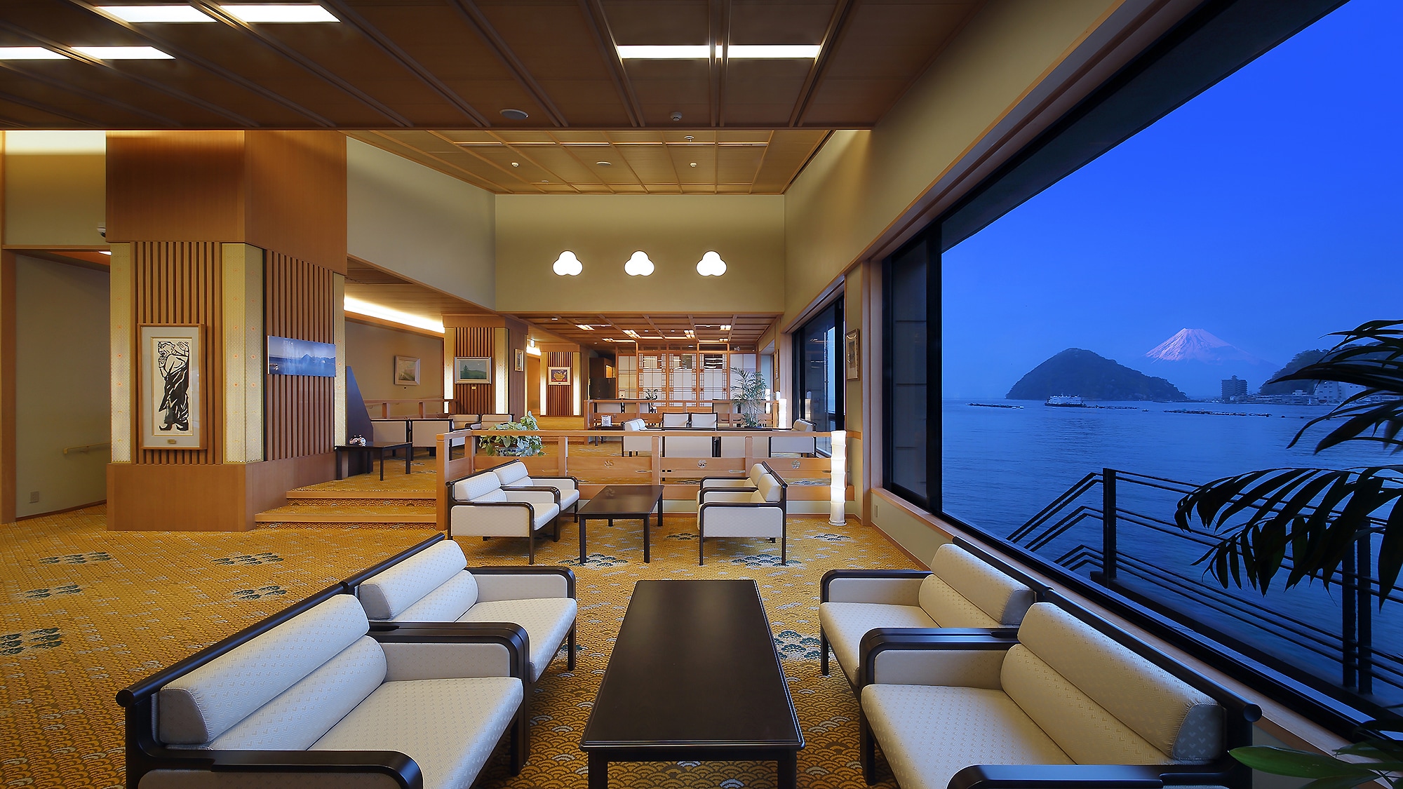 [Lounge "Shiosai"]