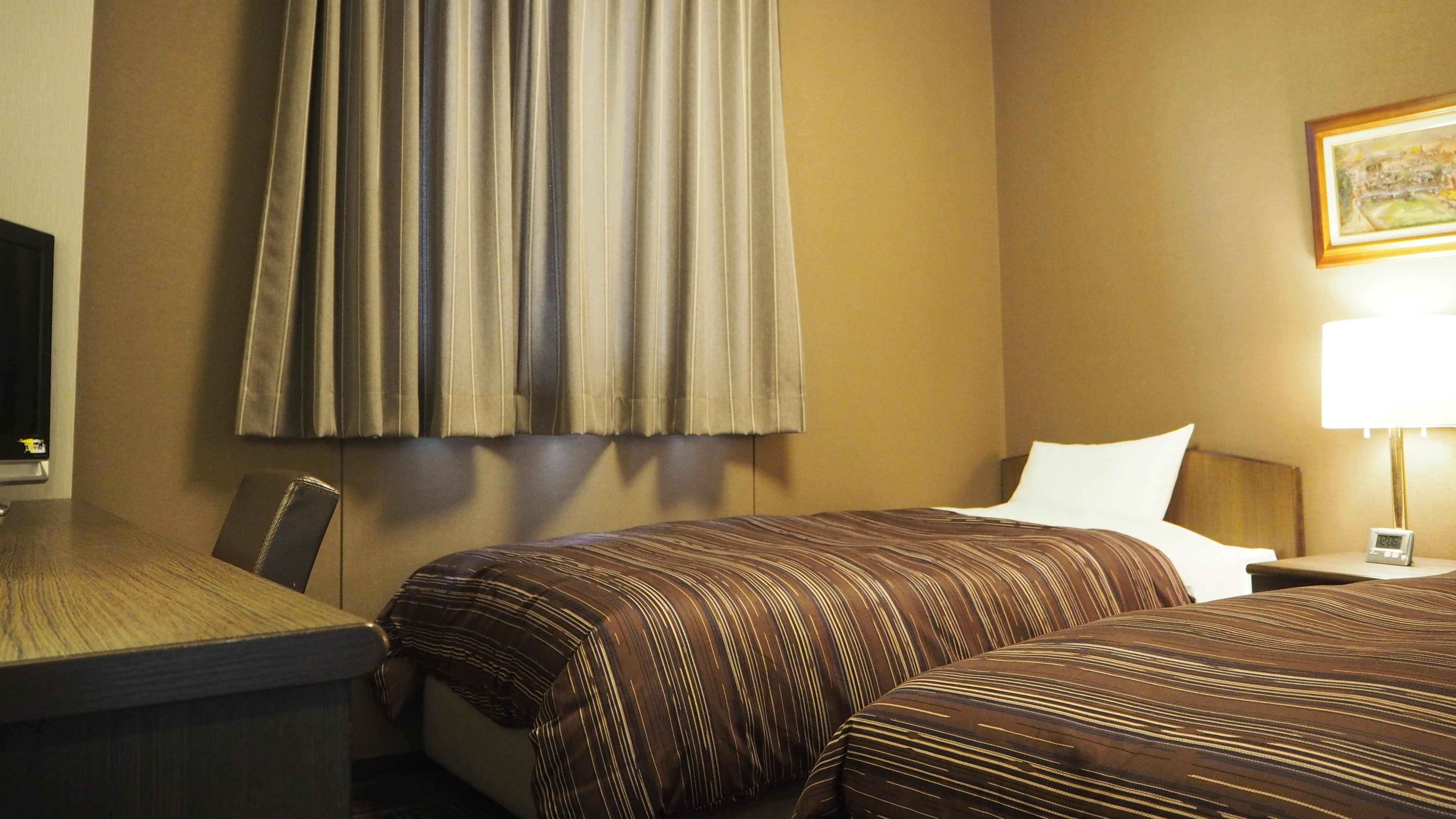 Main building standard twin room