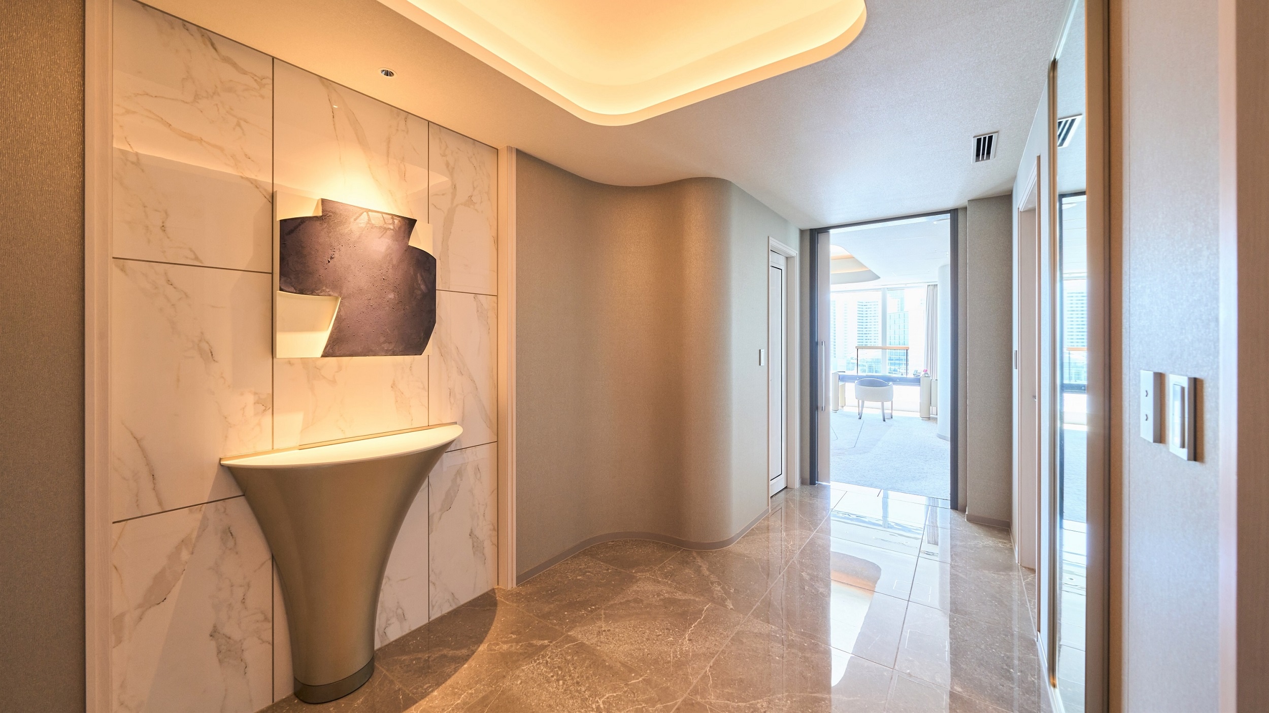 The Kahala Suite Entrance