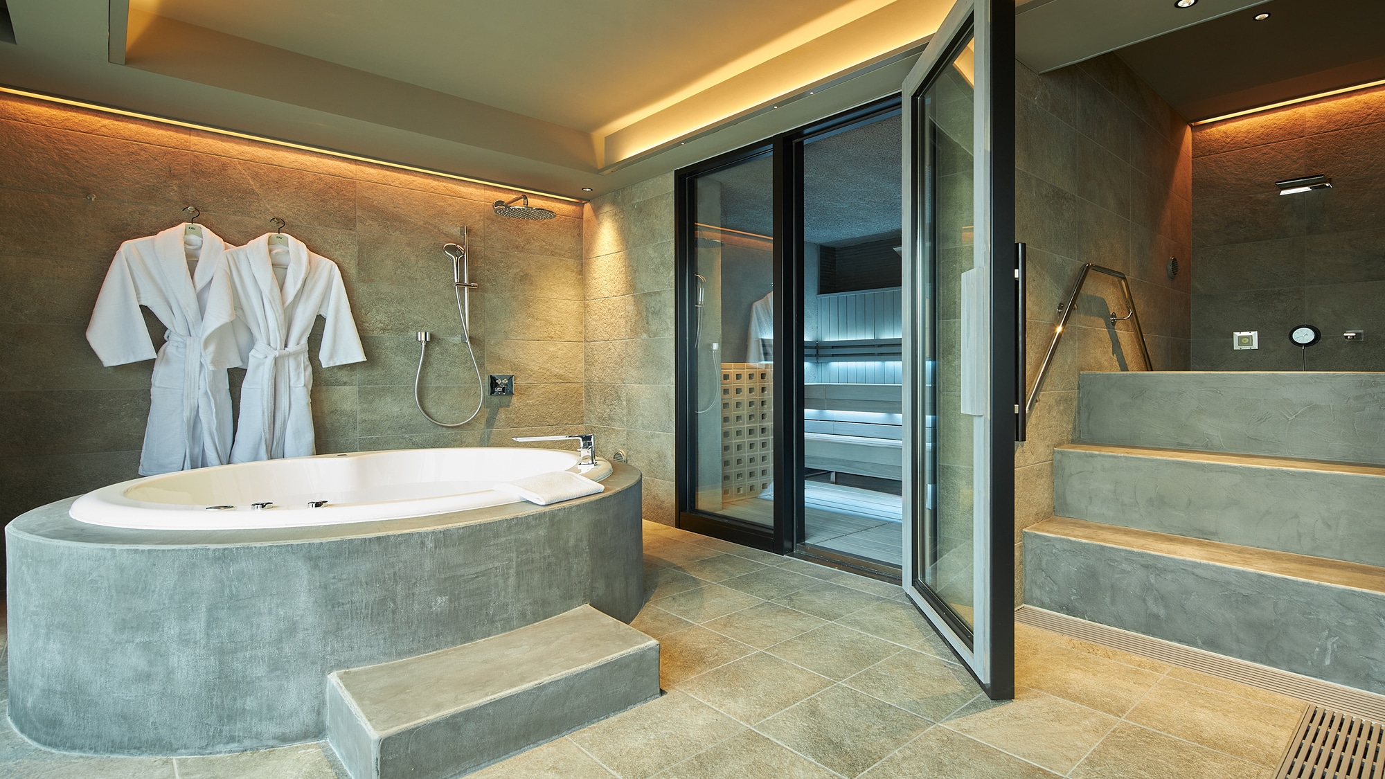 Premier Sauna Bank Suite 3