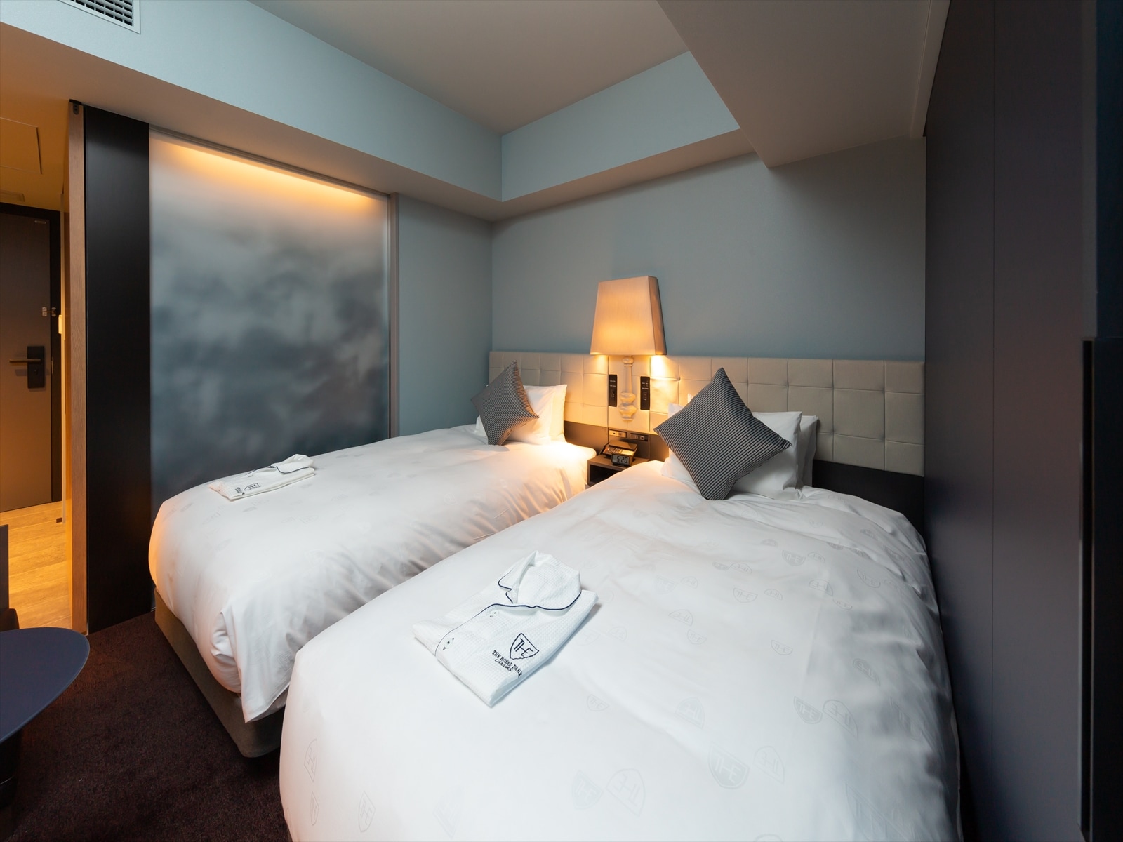 [Standard Twin] Simple, modern and clean interior