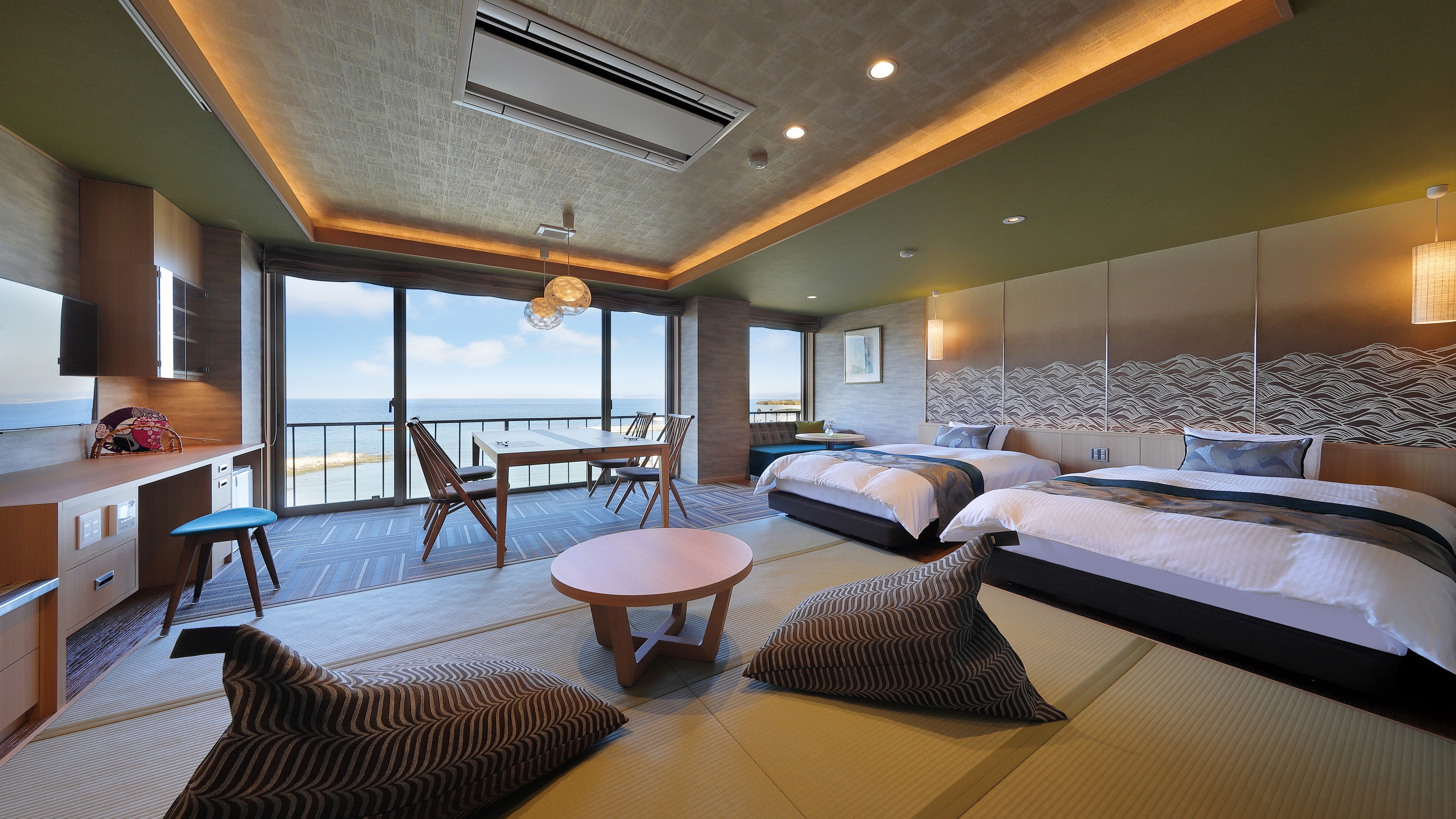 3F Japanese-Western Room B (sea side 8 tatami mats + 15.1 m2)