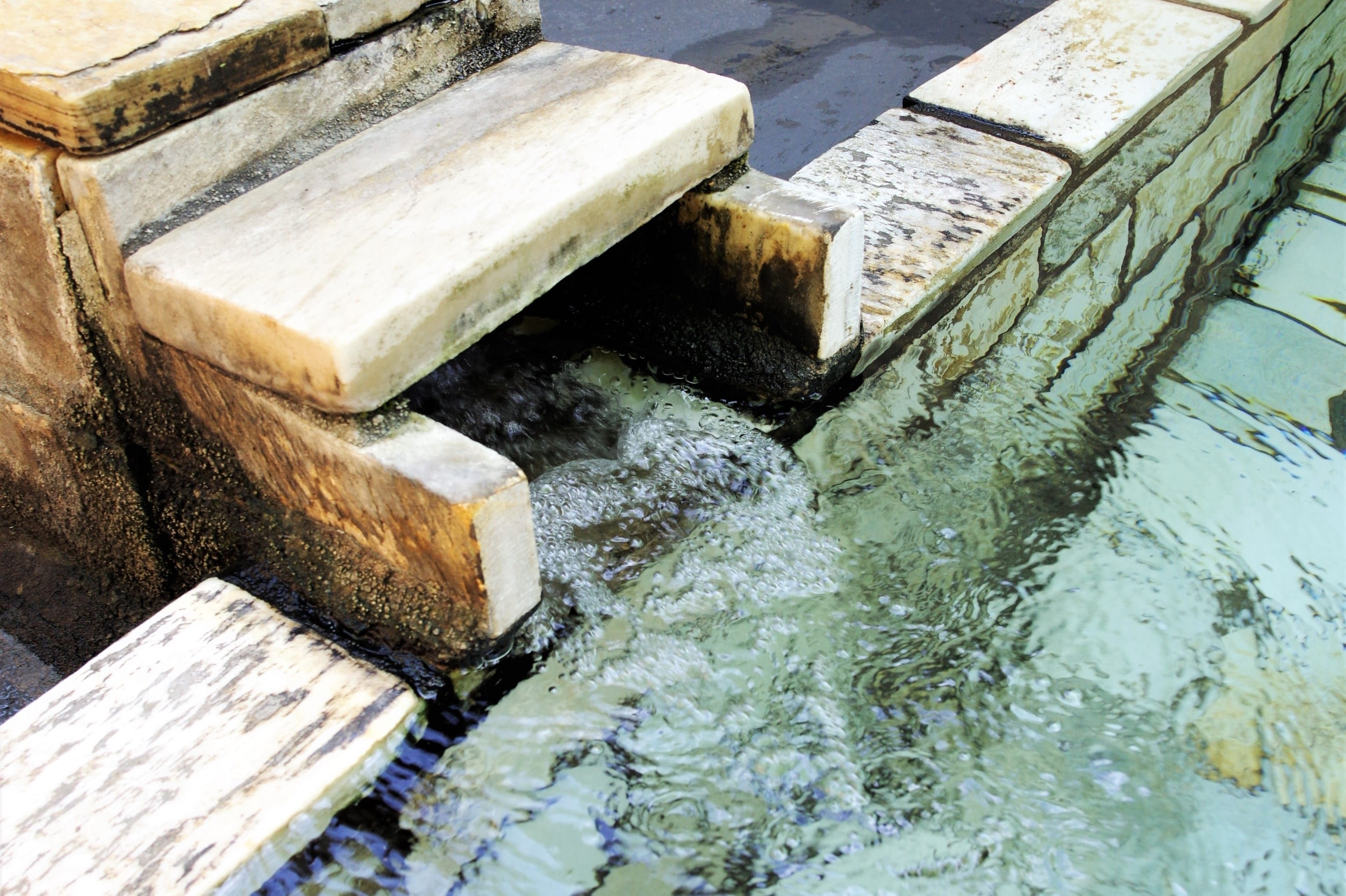 Free-flowing hot spring water
