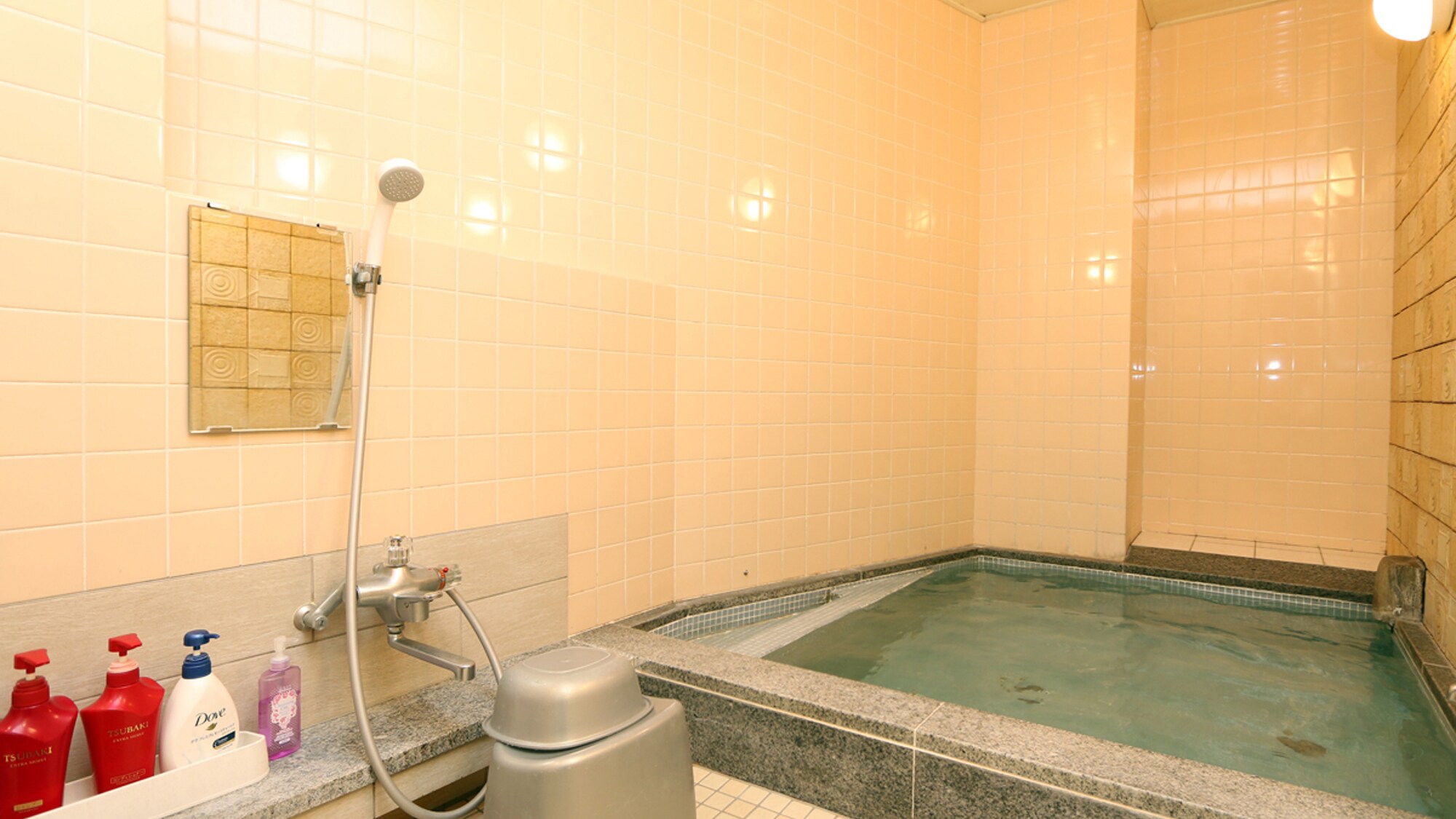 Relieve your travel fatigue in this famous hot spring that is said to cure all illnesses.