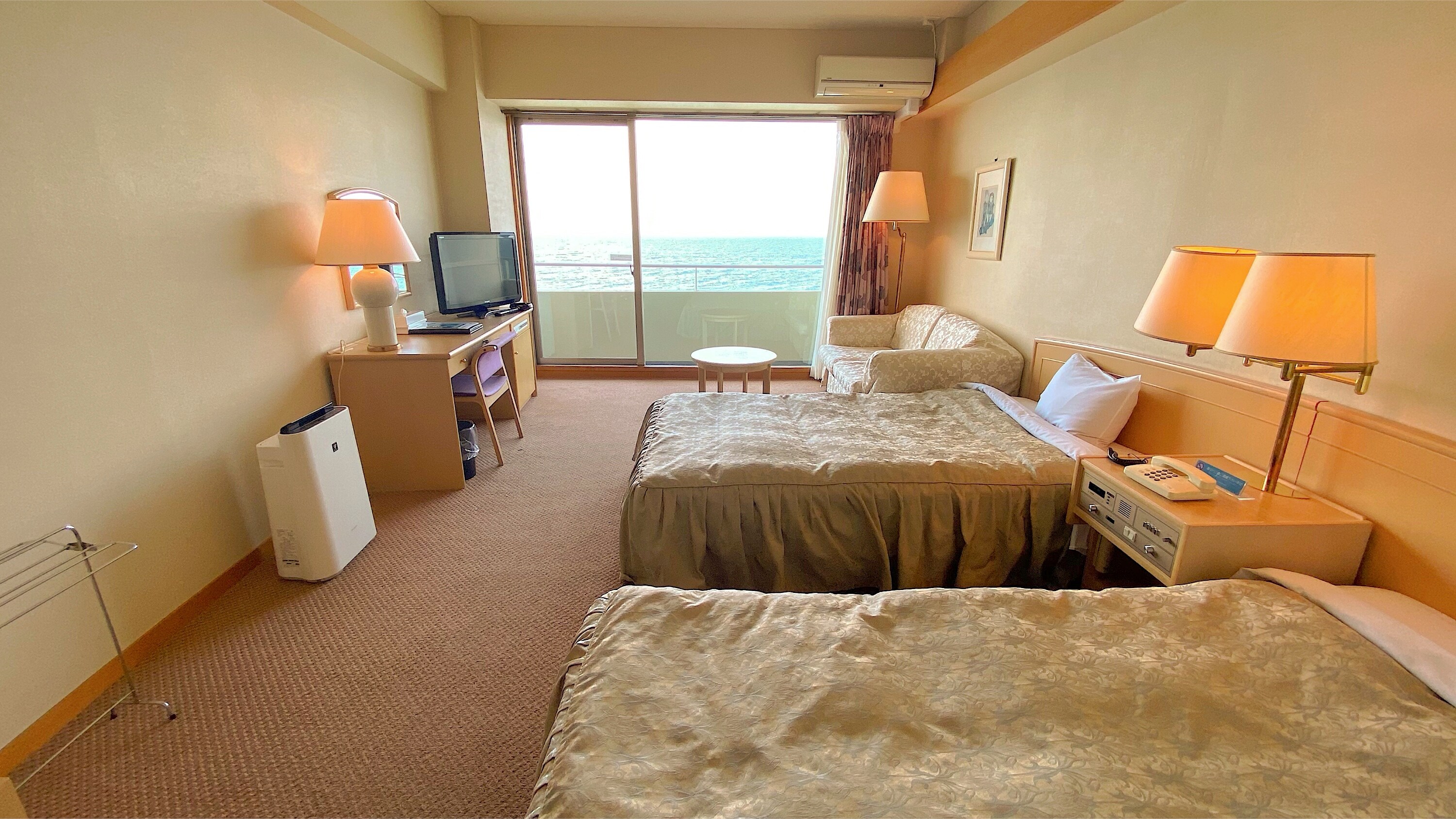 [西式双床房]所有房间都可以看到伊势湾的海景（带洗衣机的卫生间和单元浴室）