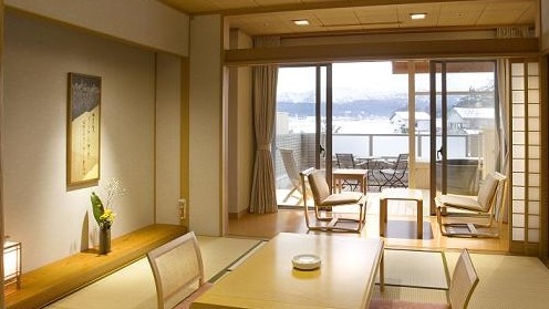 Kamar tamu dengan pemandian terbuka (kamar bergaya Jepang)