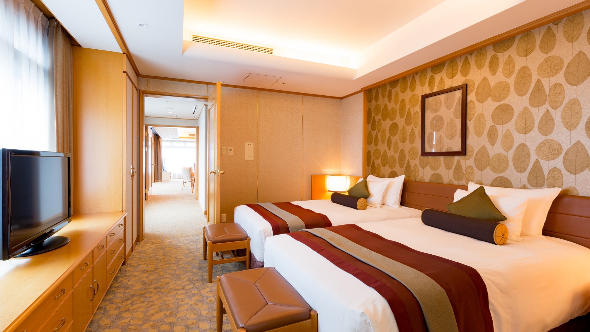 The design concept of the suite room renewal is "Nature of Karuizawa"