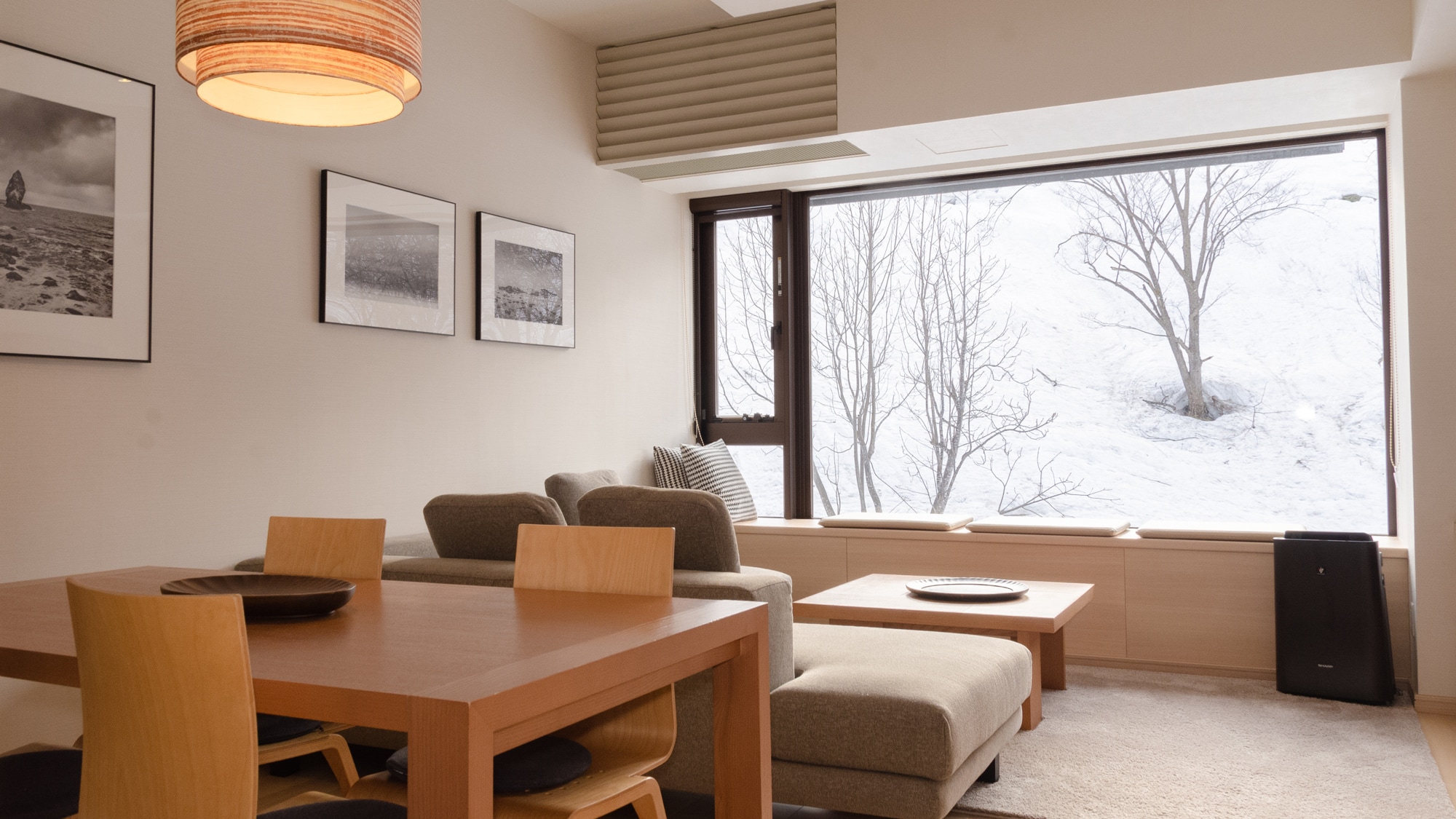 [1 bedroom / 2 bedroom] Living room