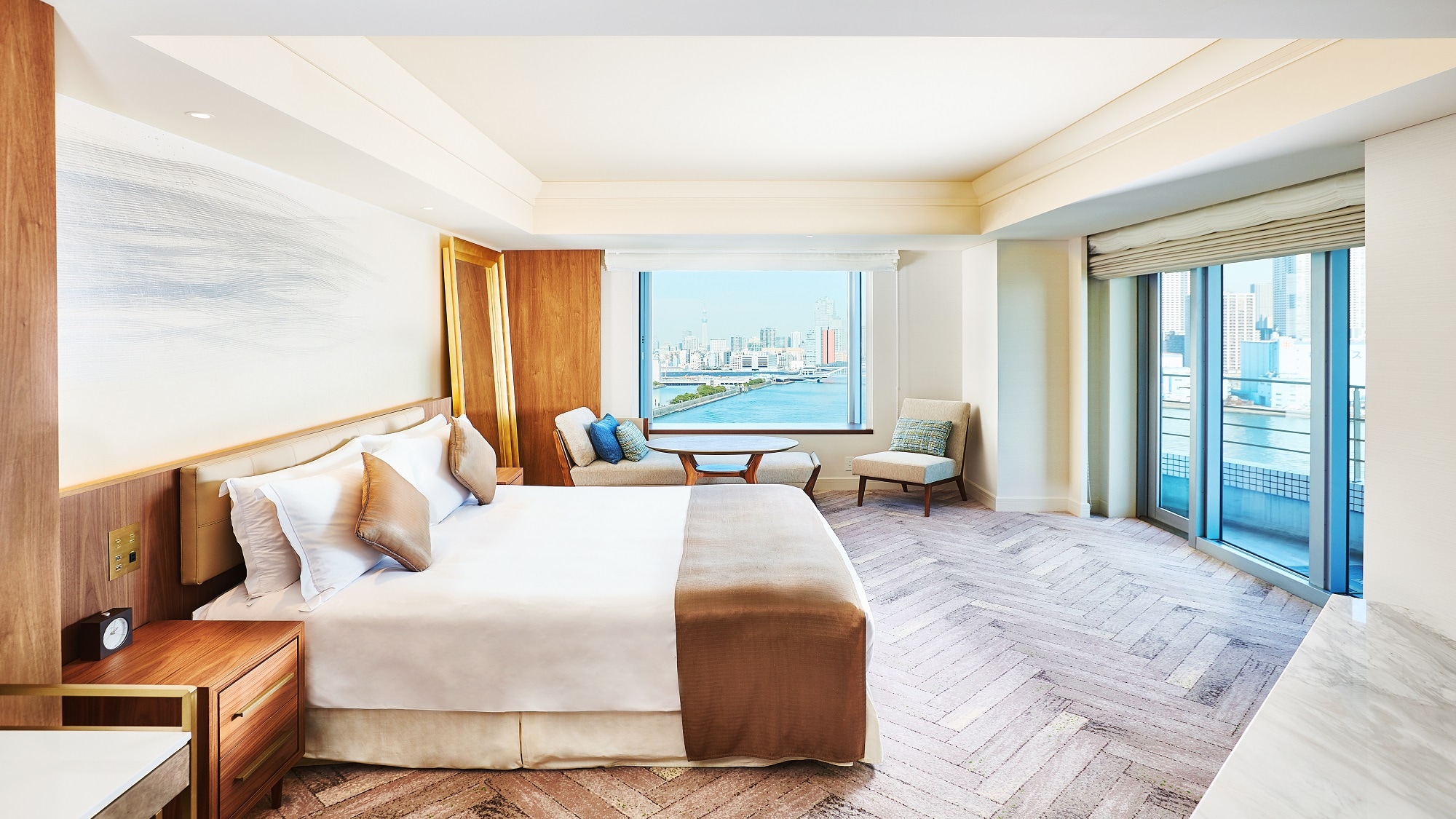 1 King Junior Suite River View