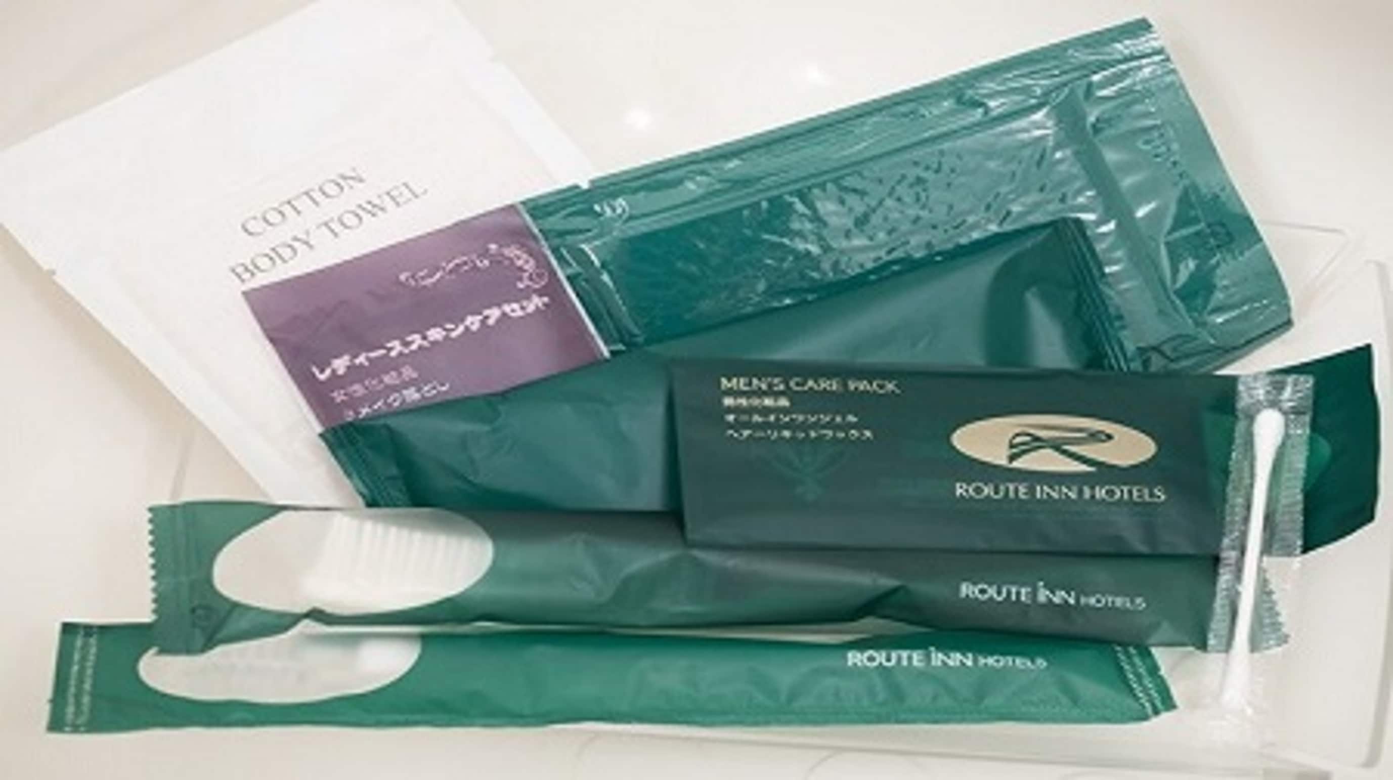 Comfort amenities (men's care pack, body wash towel, women's skin care set)