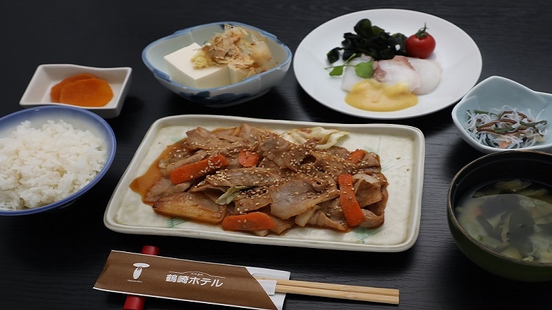 An example of dinner (set meal)! It changes every day, so it's great for consecutive nights.