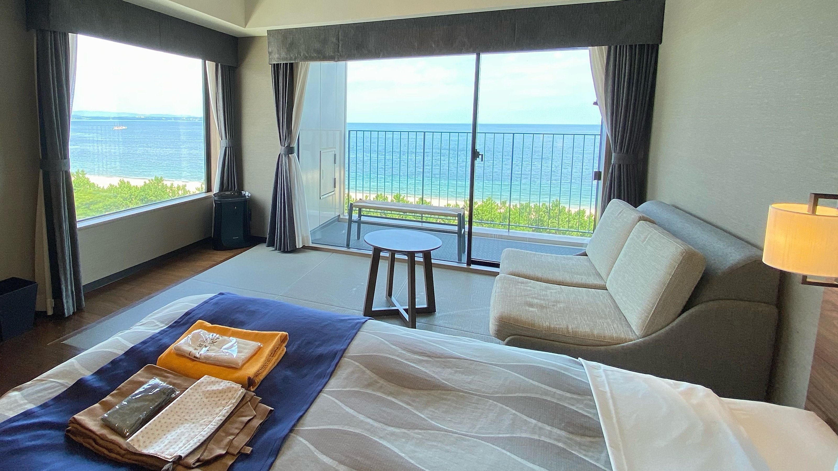 Superior Japanese-Western style room@